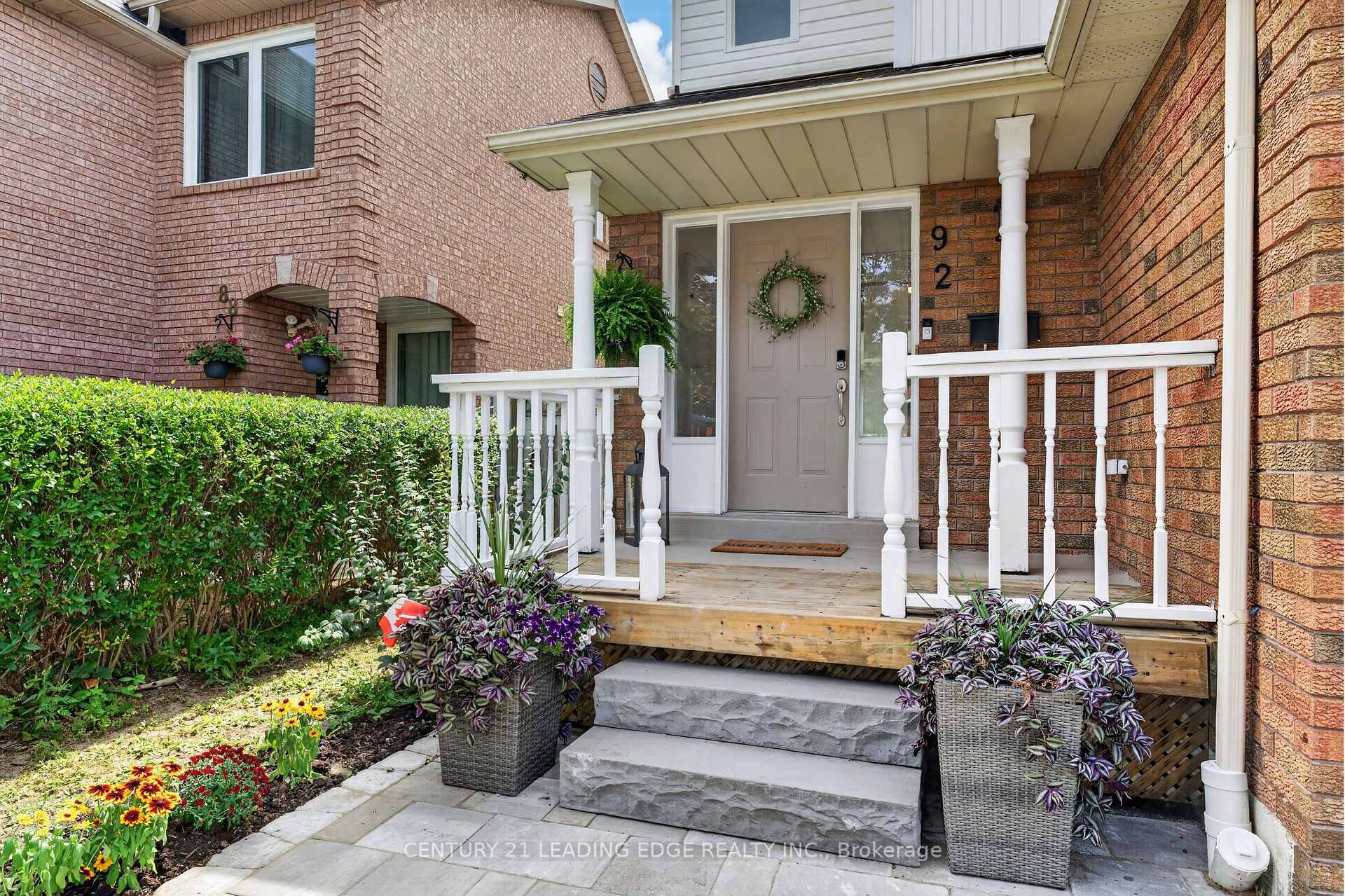 Photo 5 of 92 Vail Meadows Crescent, Clarington, Bowmanville — HOMEH