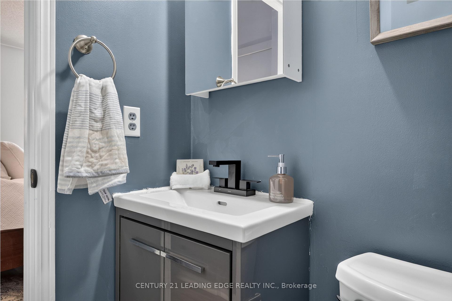 Photo 51 of 92 Vail Meadows Crescent, Clarington, Bowmanville — HOMEH