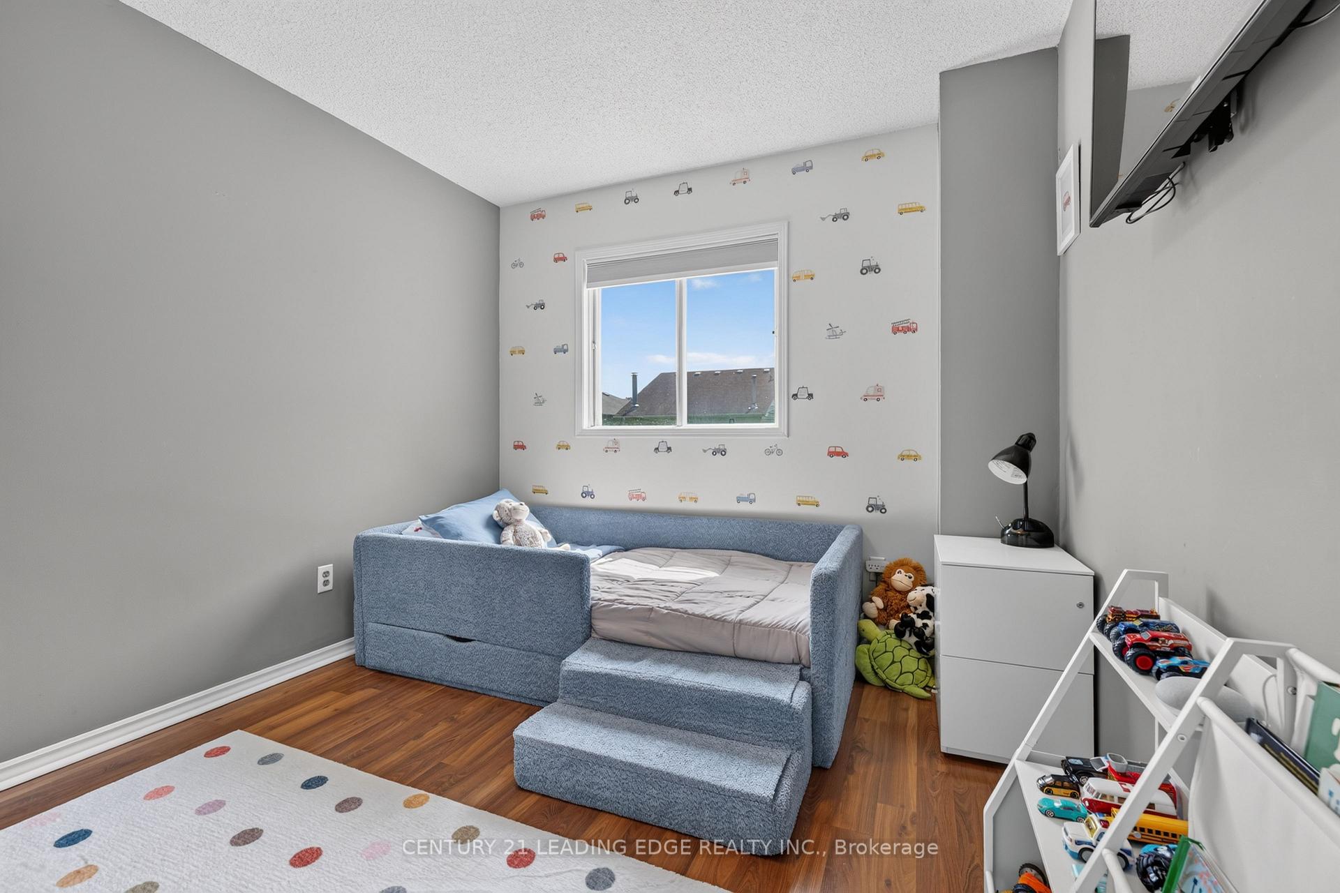 Photo 63 of 92 Vail Meadows Crescent, Clarington, Bowmanville — HOMEH