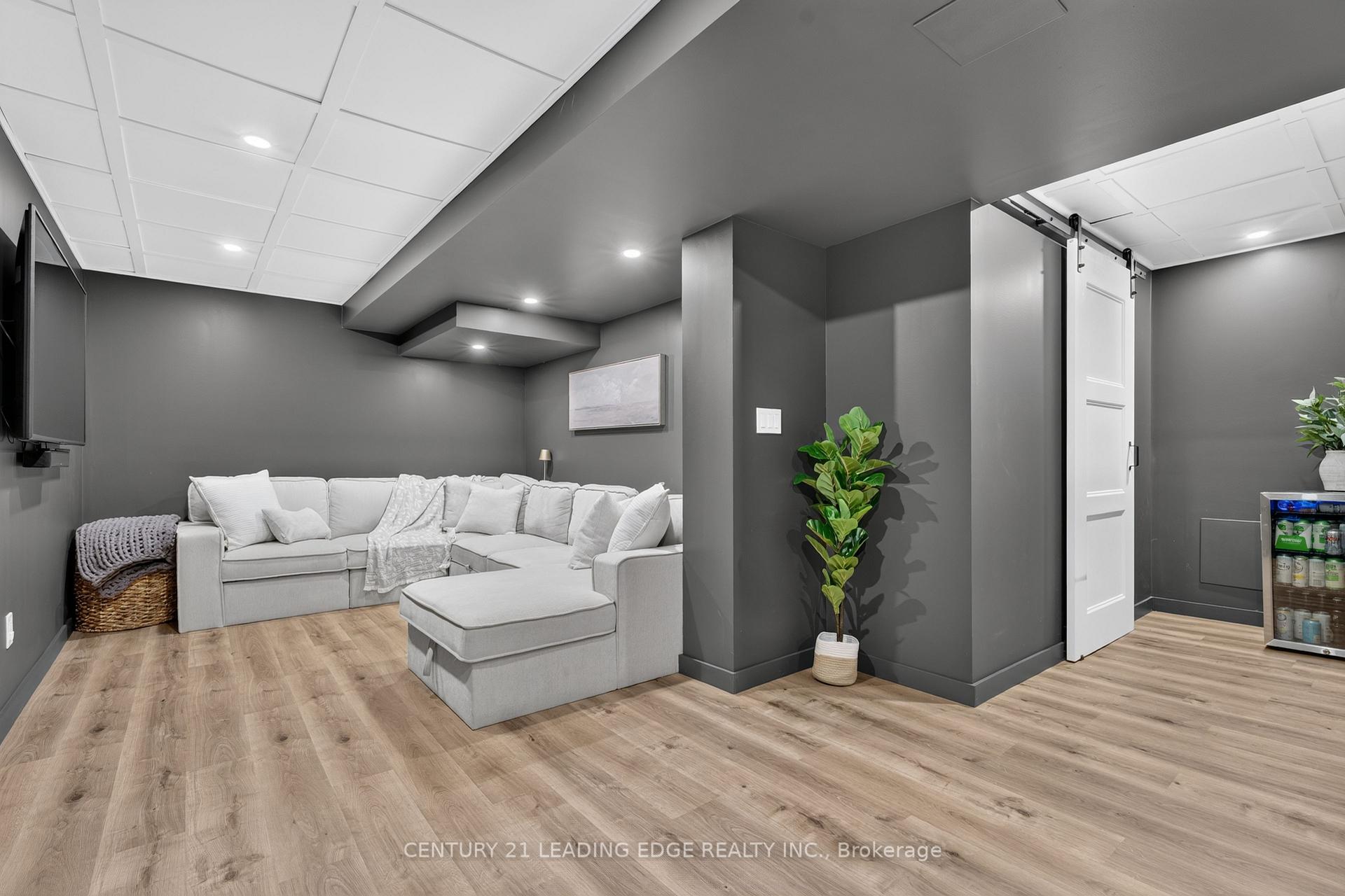 Photo 79 of 92 Vail Meadows Crescent, Clarington, Bowmanville — HOMEH
