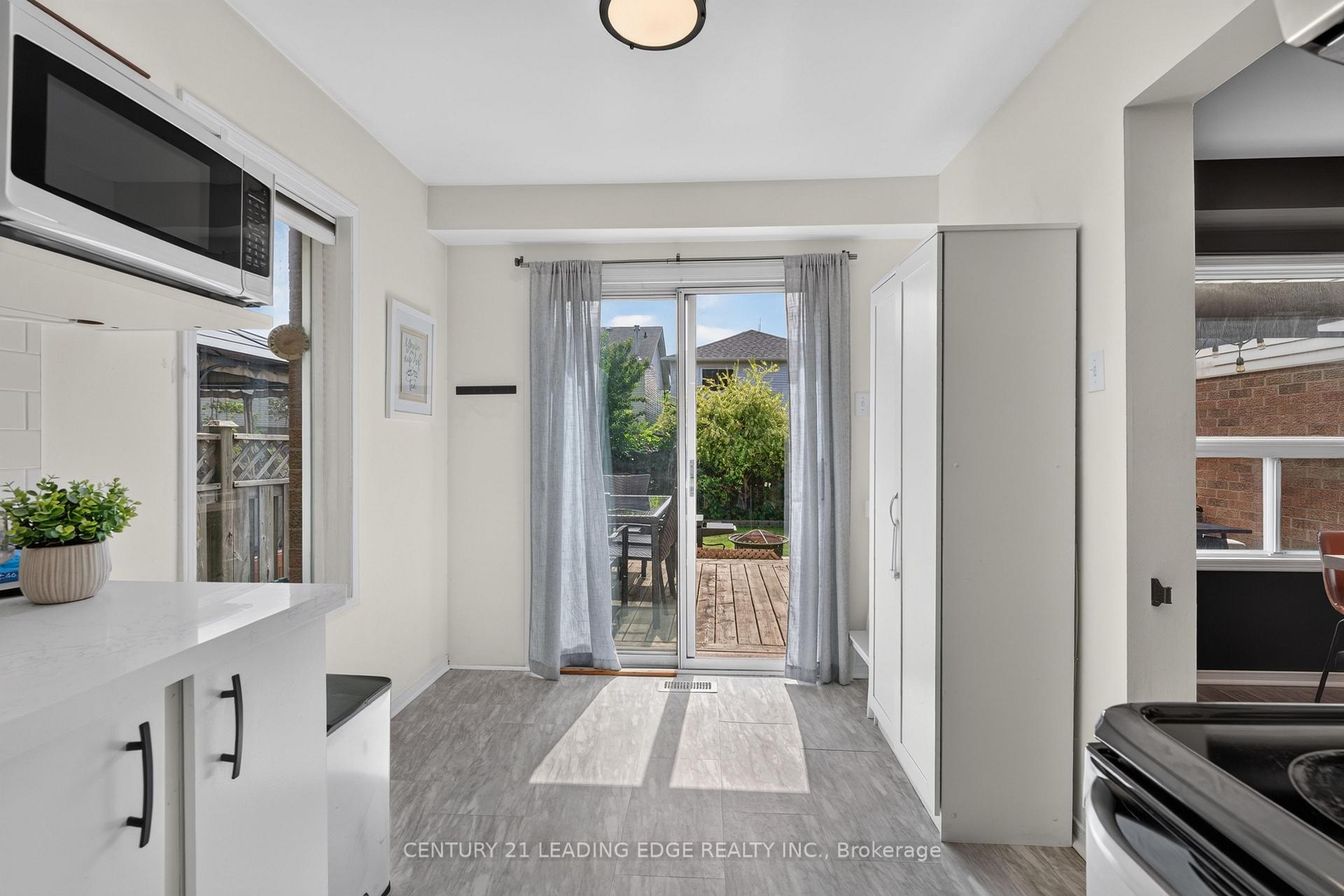 Photo 20 of 92 Vail Meadows Crescent, Clarington, Bowmanville — HOMEH