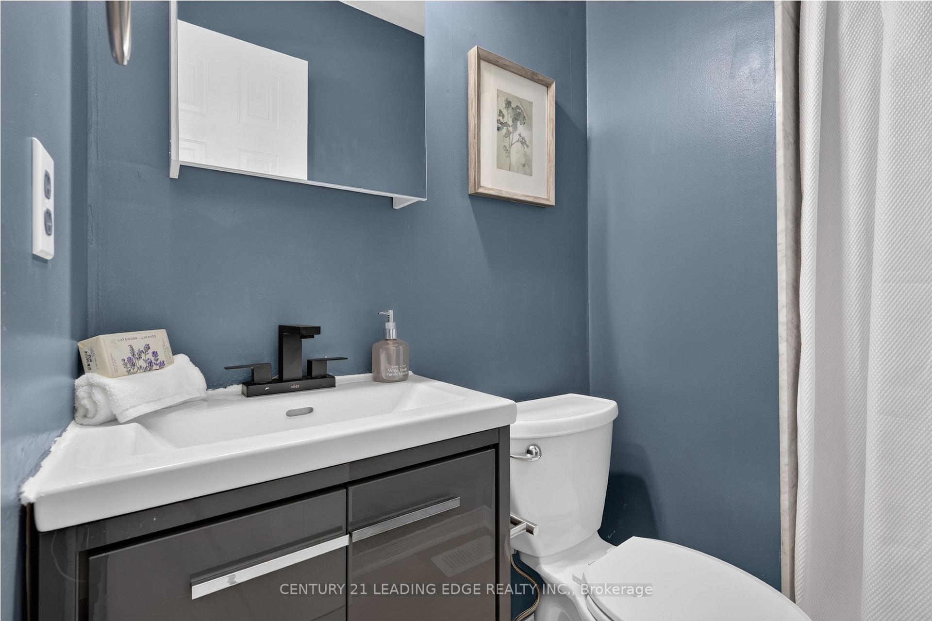 Photo 42 of 92 Vail Meadows Crescent, Clarington, Bowmanville — HOMEH