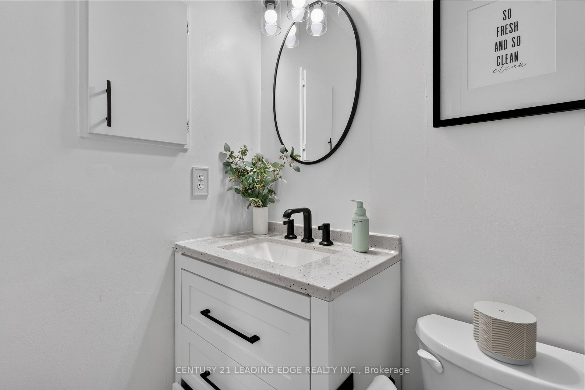 Photo 60 of 92 Vail Meadows Crescent, Clarington, Bowmanville — HOMEH