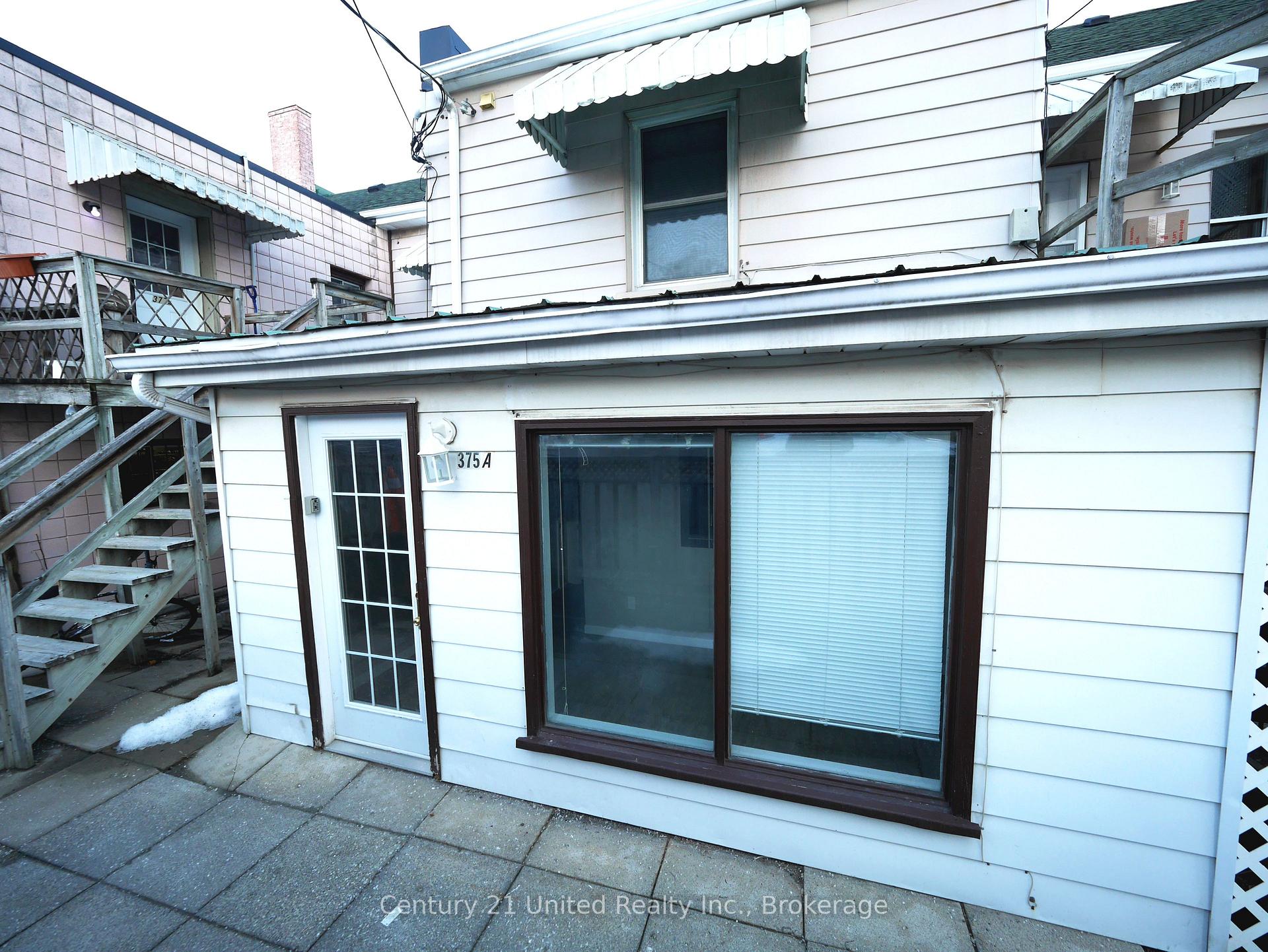 Photo 3 of 375A Queen Street, Peterborough, Town Ward 3 — HOMEH