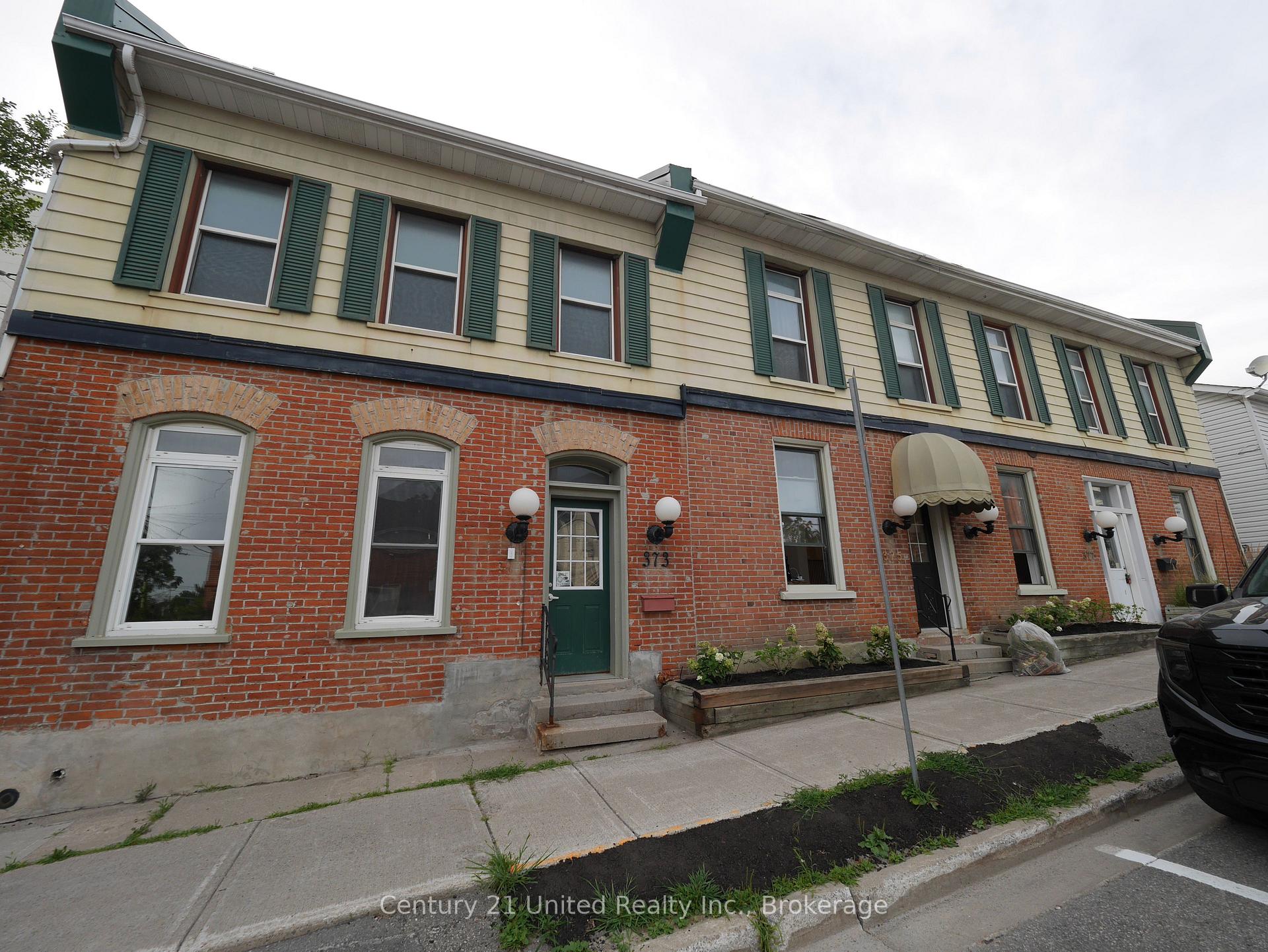 Photo 2 of 375A Queen Street, Peterborough, Town Ward 3 — HOMEH