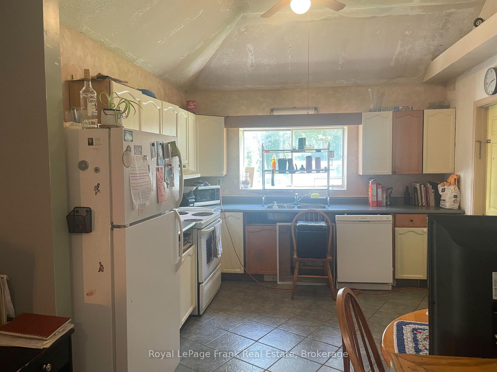 Photo 3 of 2318 County Rd 45, Asphodel-Norwood, Norwood — HOMEH