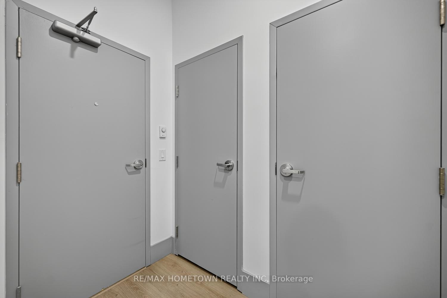 Photo 3 of Unit 206, 48 King Street E, Brockville, Brockville — HOMEH
