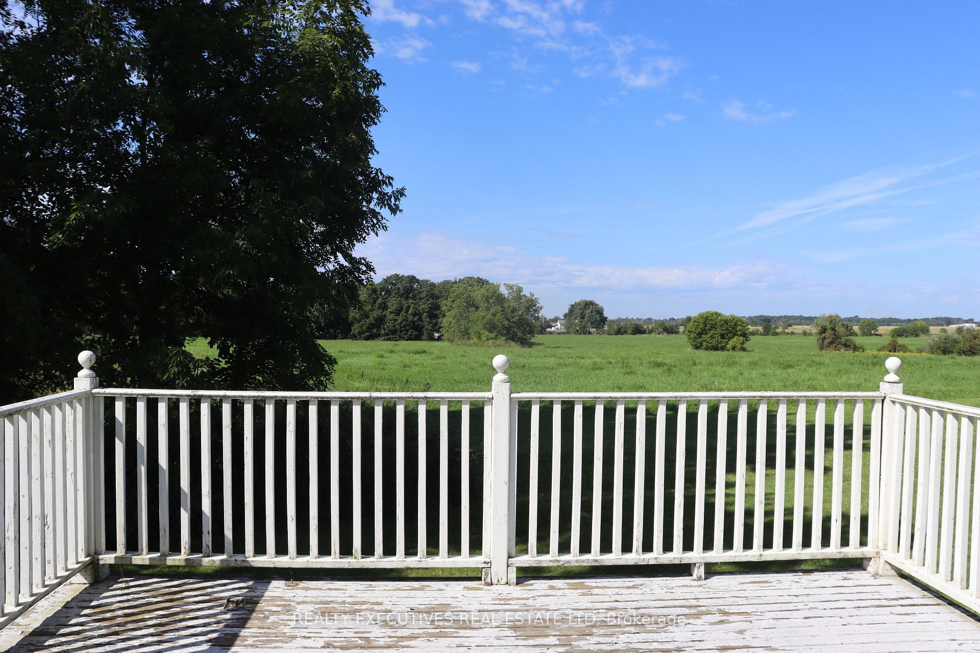 Photo 33 of 464 Gladstone Street, North Dundas, Winchester — HOMEH