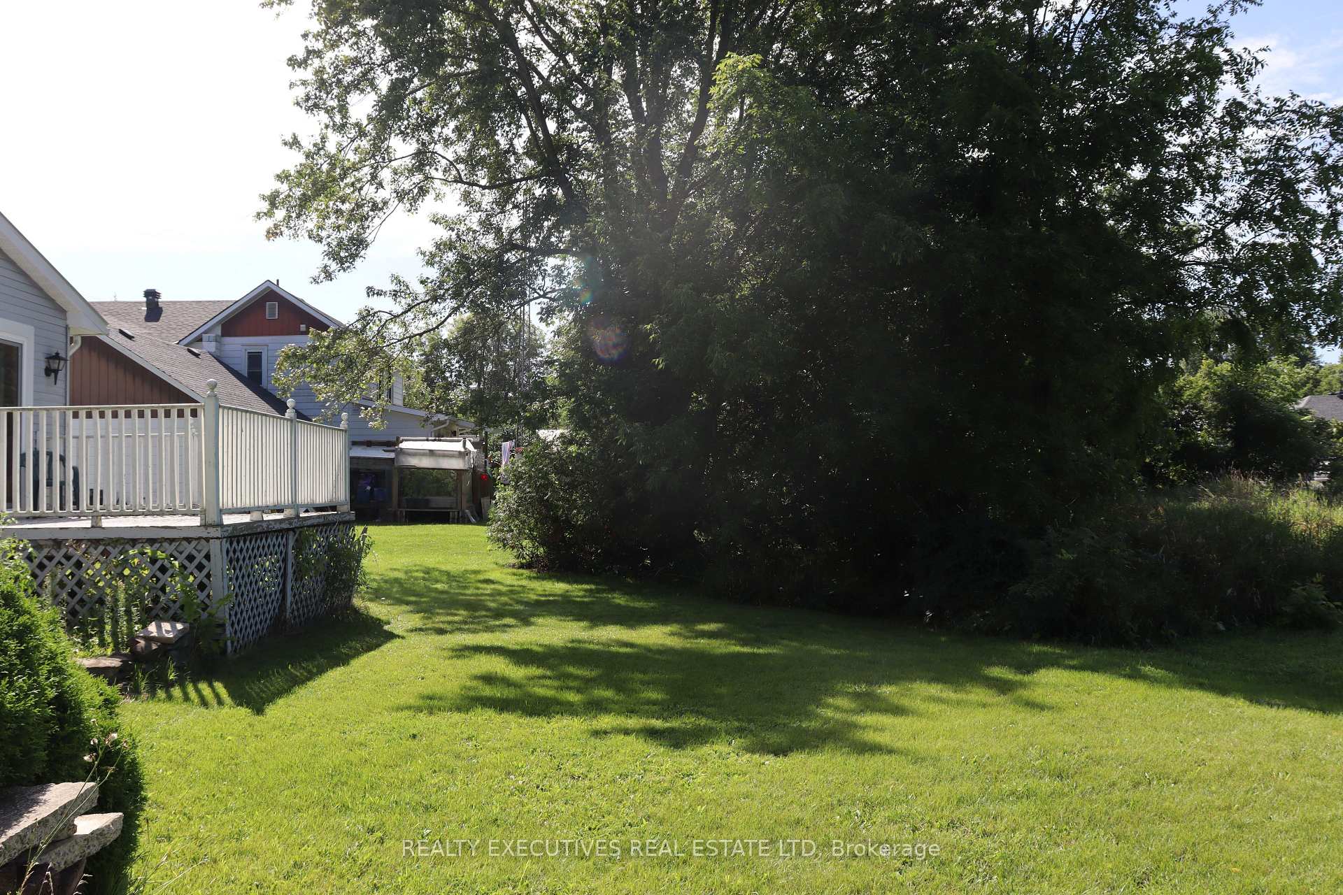 Photo 37 of 464 Gladstone Street, North Dundas, Winchester — HOMEH
