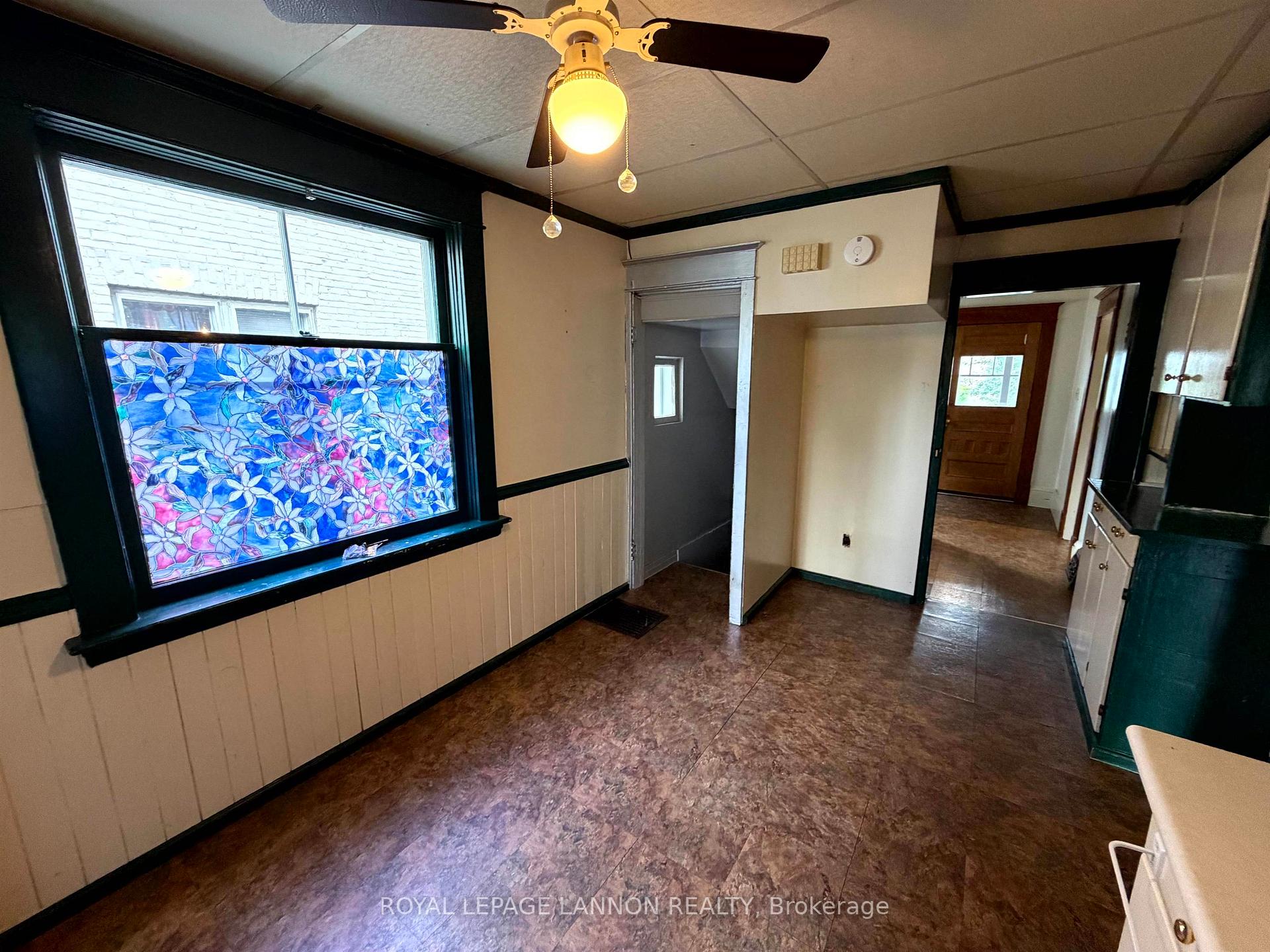 Photo 12 of 207 Norah Street S, Thunder Bay, McKeller Park — HOMEH