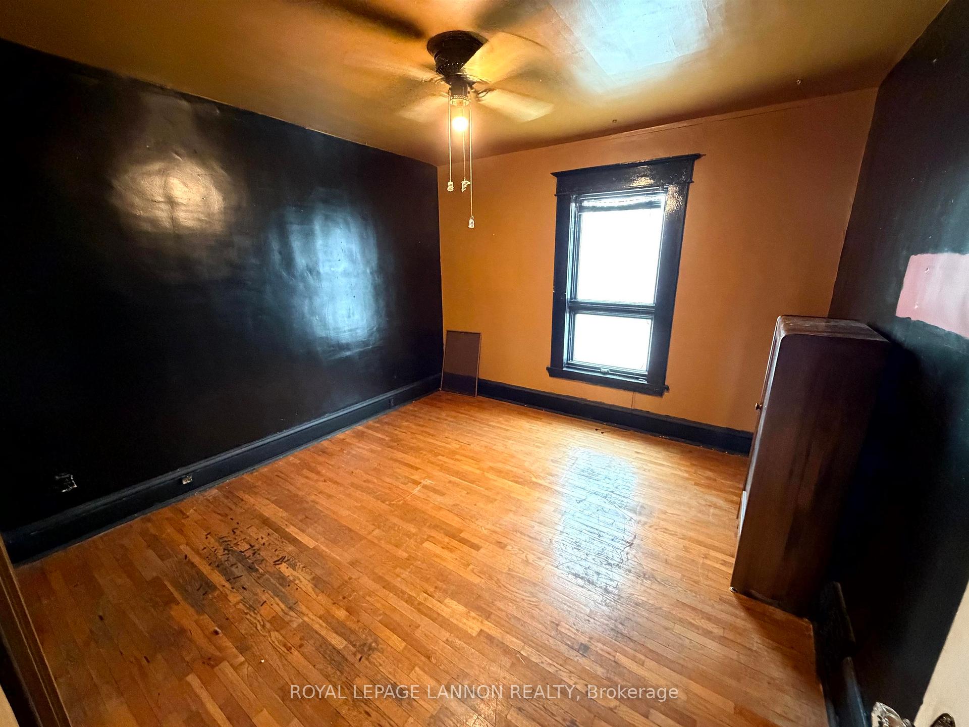 Photo 19 of 207 Norah Street S, Thunder Bay, McKeller Park — HOMEH