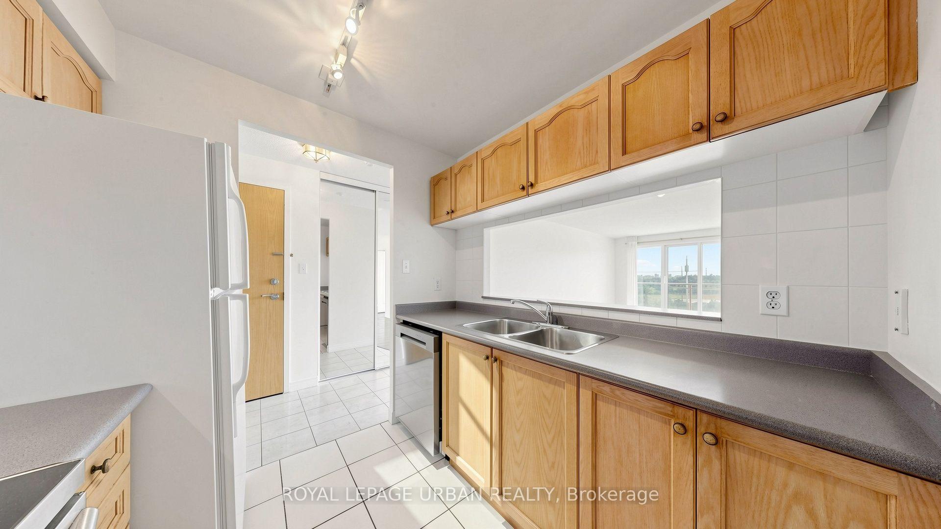 Photo 21 of Unit 1005, 399 South Park Road, Markham, Commerce Valley — HOMEH