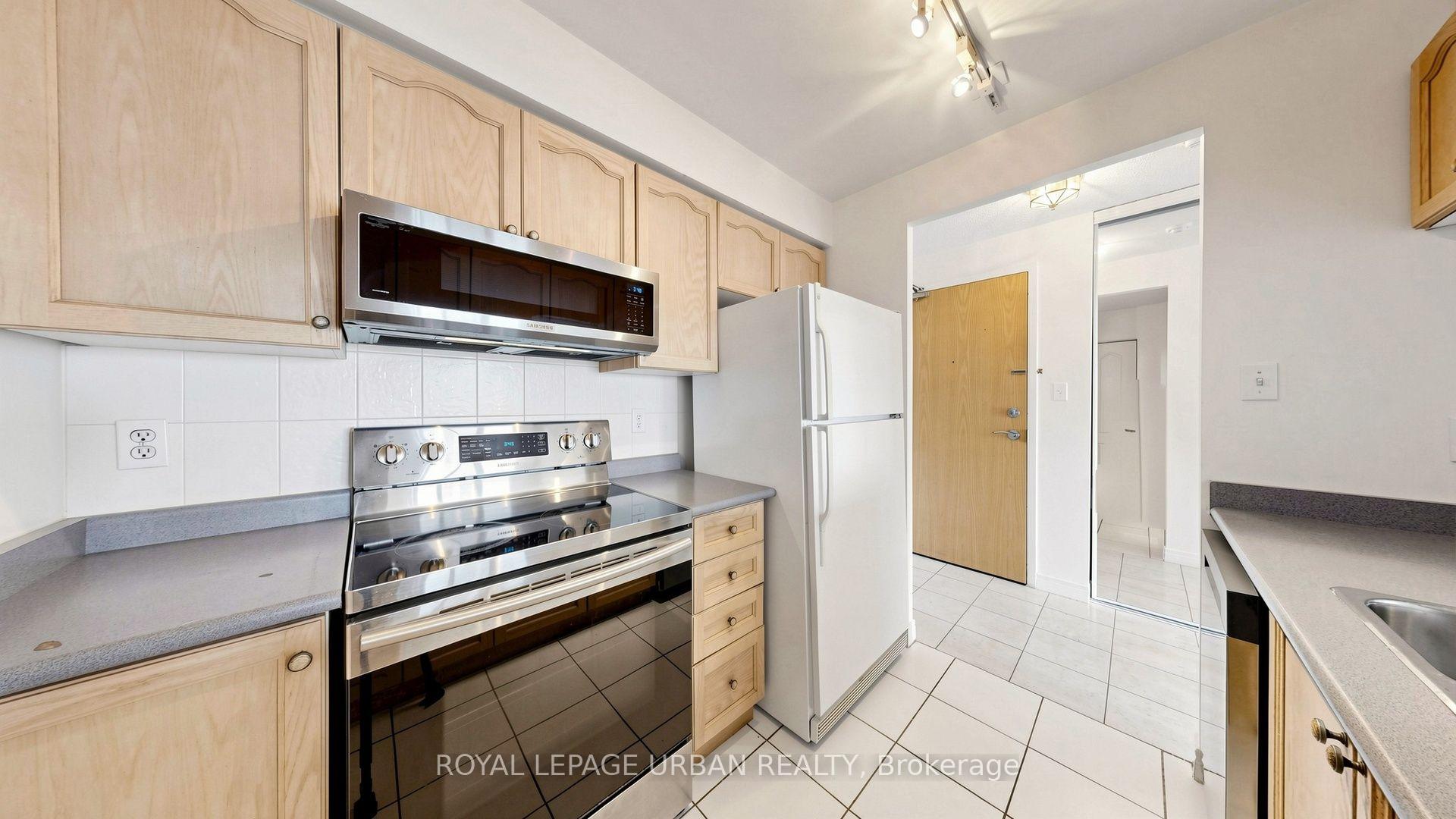 Photo 22 of Unit 1005, 399 South Park Road, Markham, Commerce Valley — HOMEH