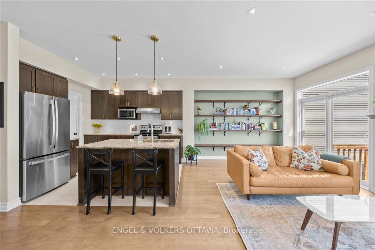Photo 24 of 556 Triangle Street, Ottawa, Kanata - Emerald Meadows/Trailwest — HOMEH
