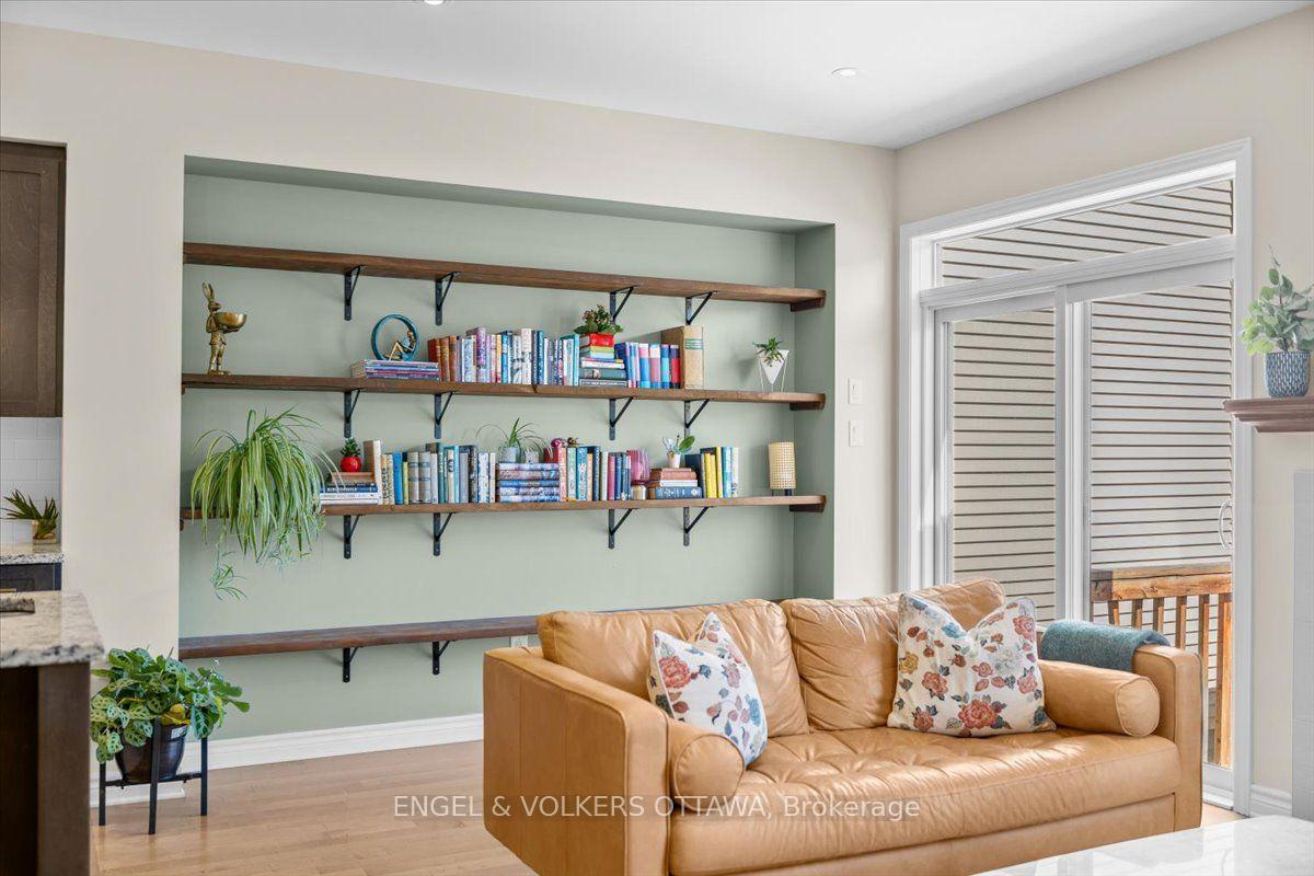 Photo 25 of 556 Triangle Street, Ottawa, Kanata - Emerald Meadows/Trailwest — HOMEH