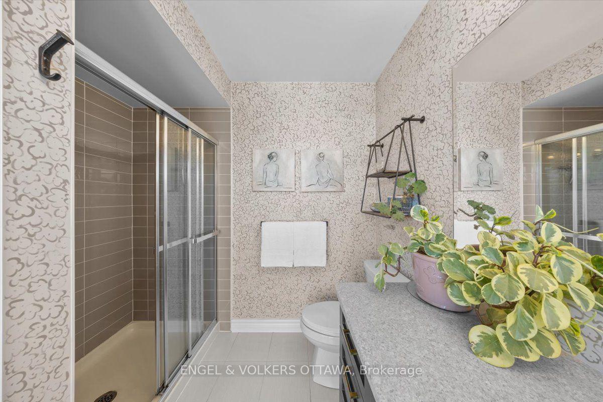Photo 35 of 556 Triangle Street, Ottawa, Kanata - Emerald Meadows/Trailwest — HOMEH