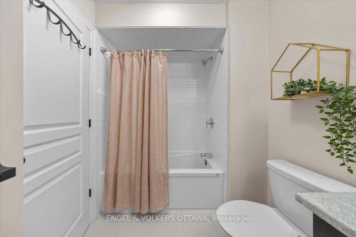 Photo 42 of 556 Triangle Street, Ottawa, Kanata - Emerald Meadows/Trailwest — HOMEH