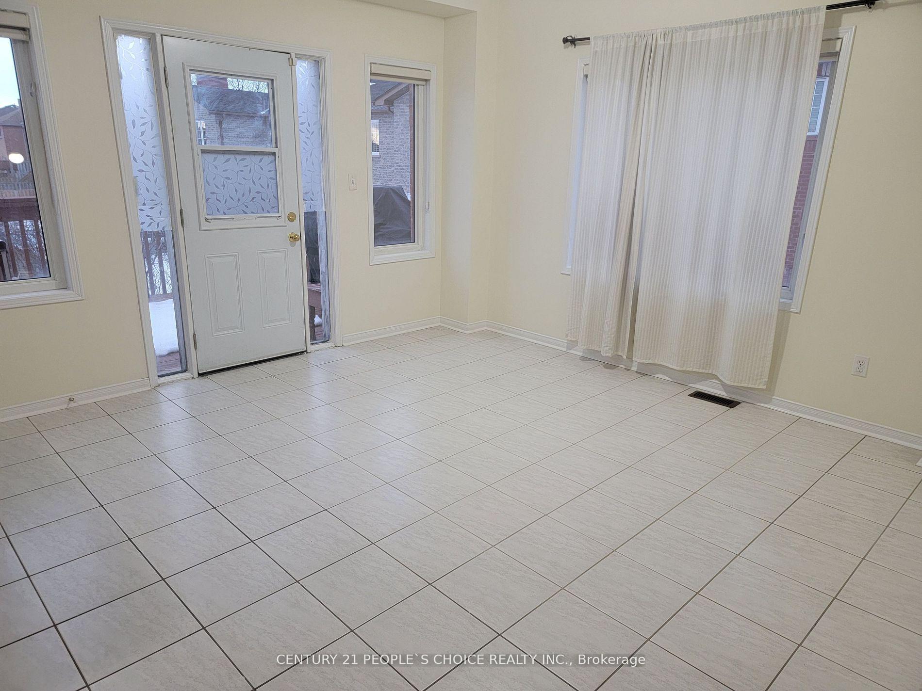 Photo 10 of Unit Upper, 783 Millworks Crescent, Mississauga, East Credit — HOMEH
