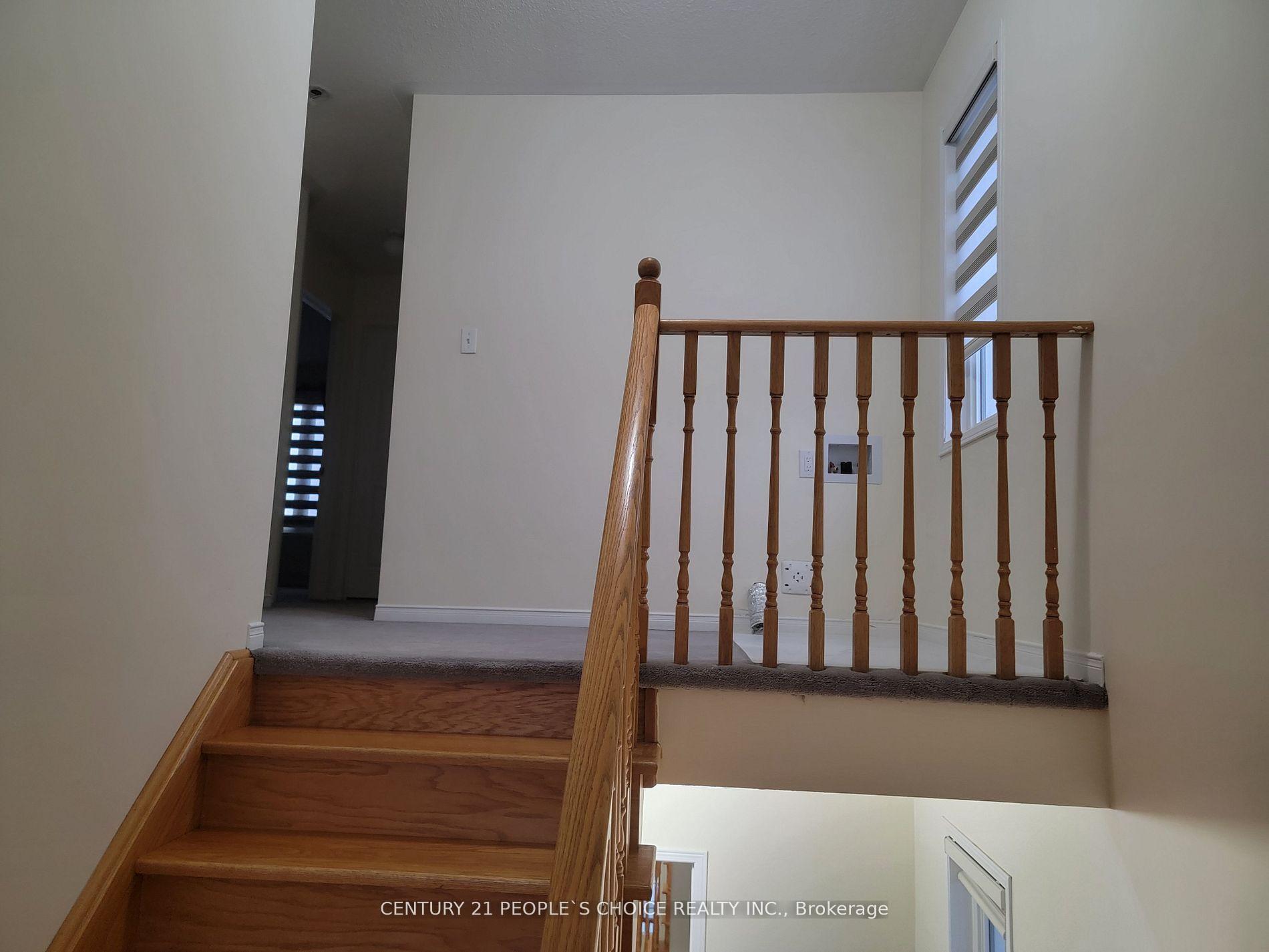 Photo 14 of Unit Upper, 783 Millworks Crescent, Mississauga, East Credit — HOMEH