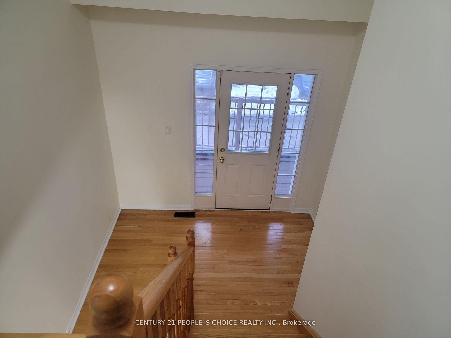 Photo 15 of Unit Upper, 783 Millworks Crescent, Mississauga, East Credit — HOMEH