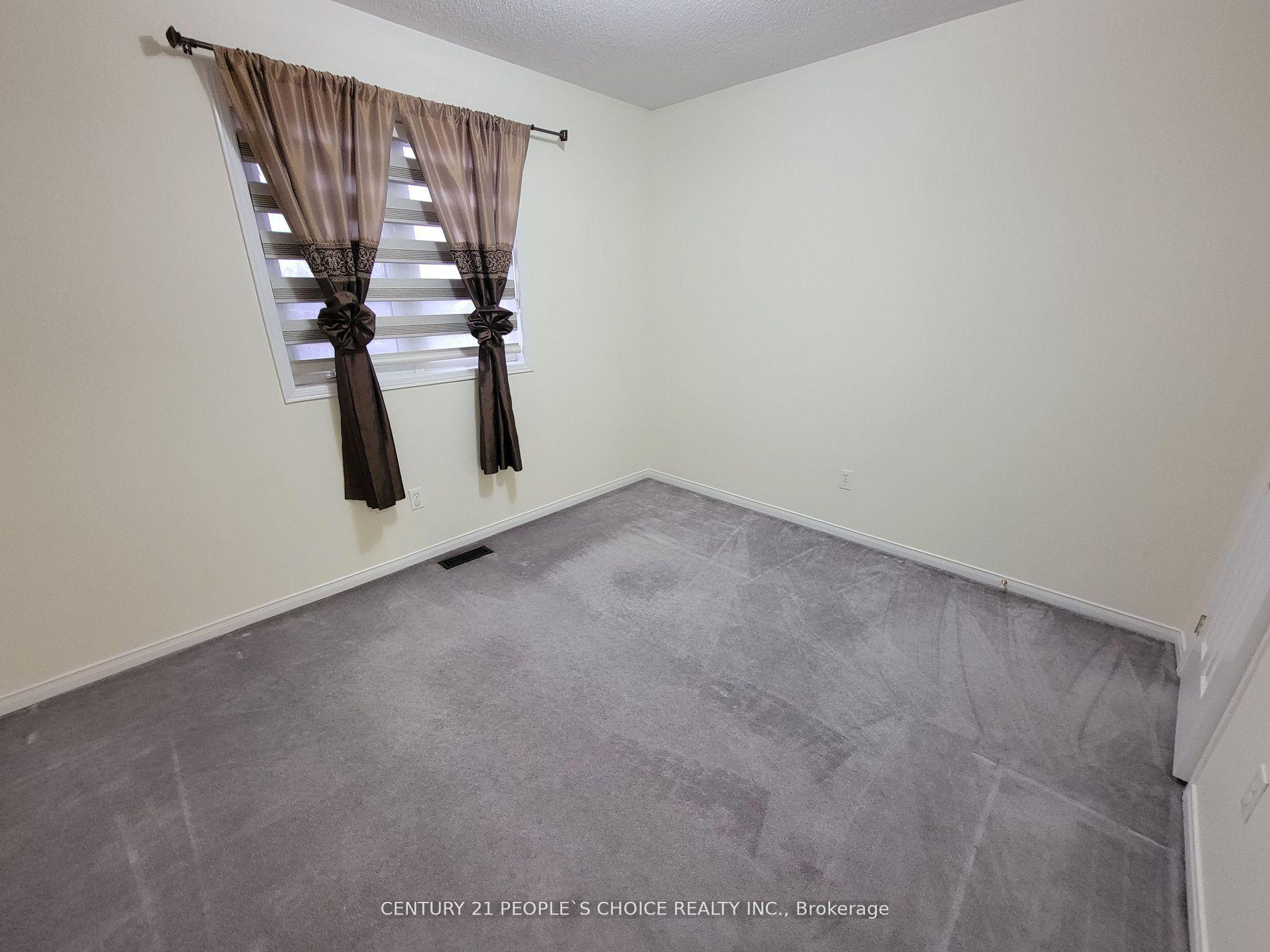 Photo 21 of Unit Upper, 783 Millworks Crescent, Mississauga, East Credit — HOMEH