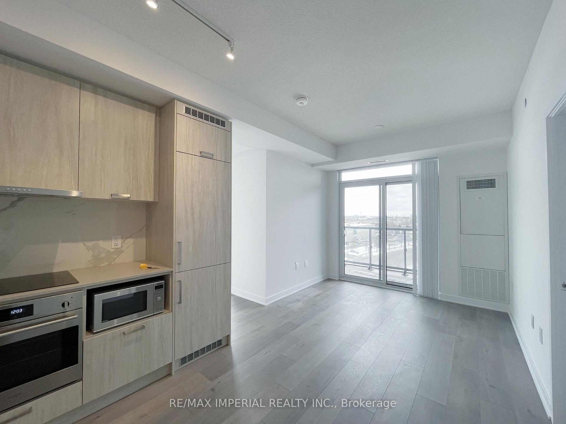 Photo 17 of Unit 616, 38 Honeycrisp Crescent, Vaughan, Vaughan Corporate Centre — HOMEH