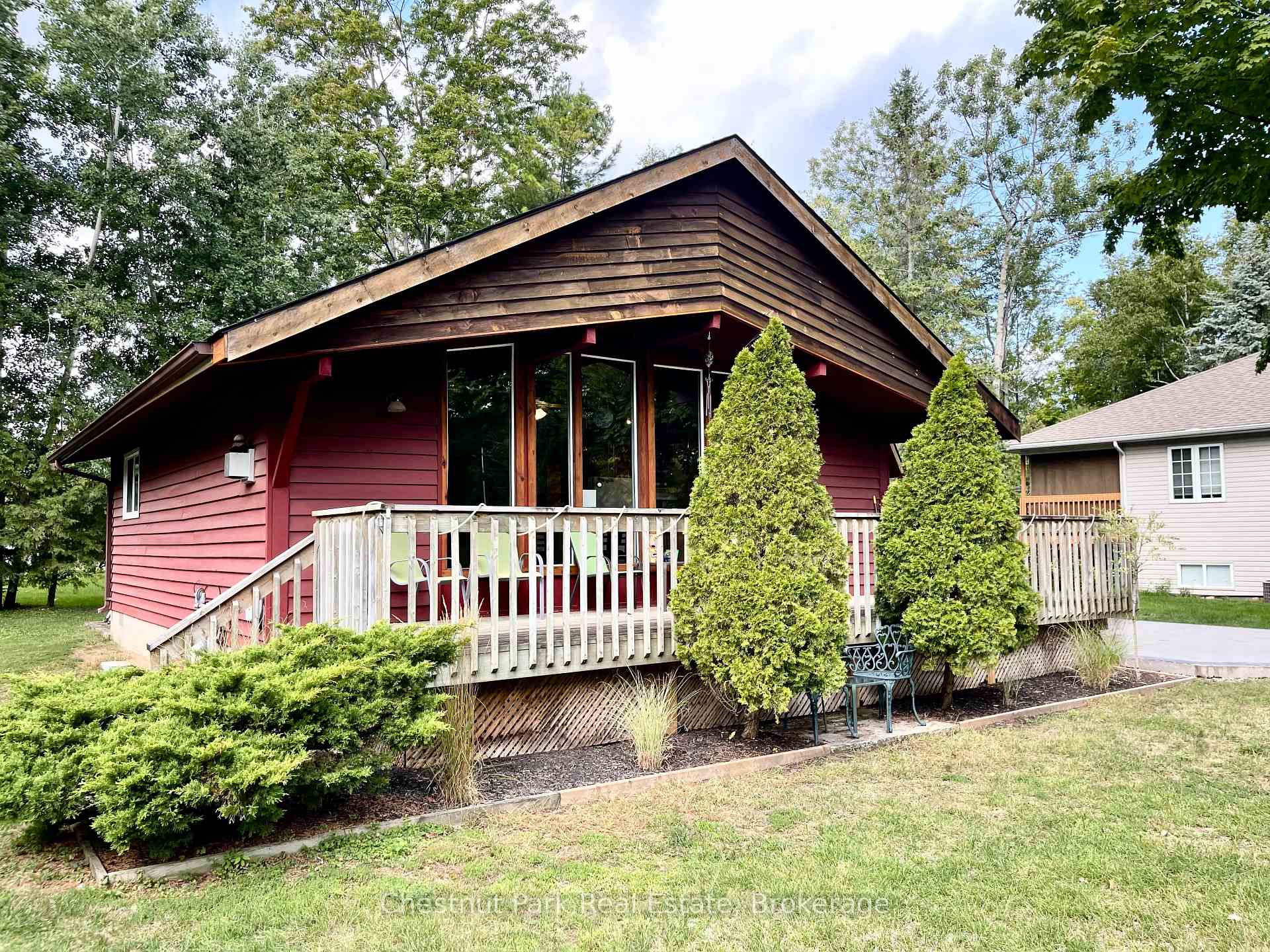 Photo 14 of 72 59th Street S, Wasaga Beach — HOMEH