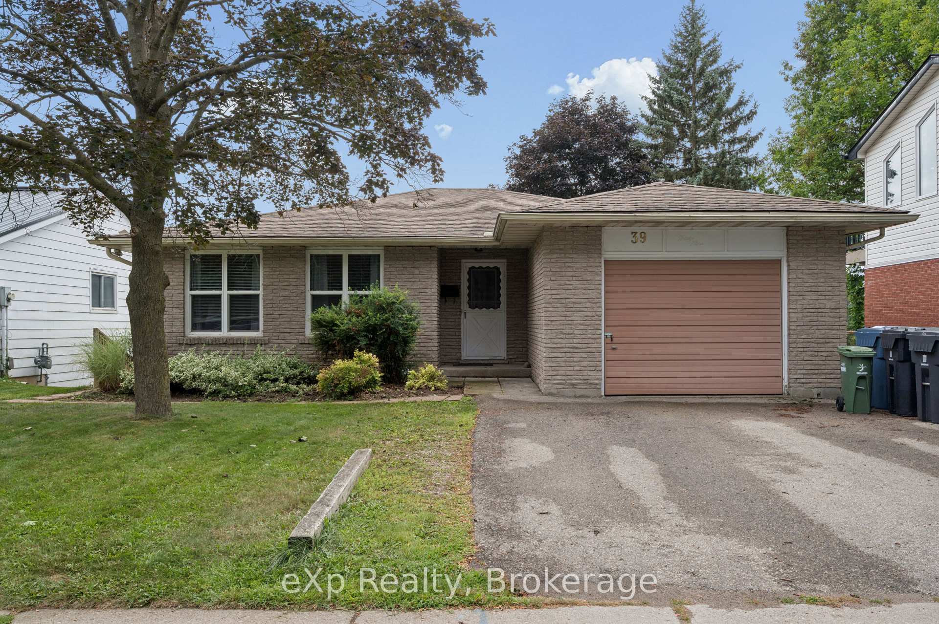 Photo of 39 Keats Crescent