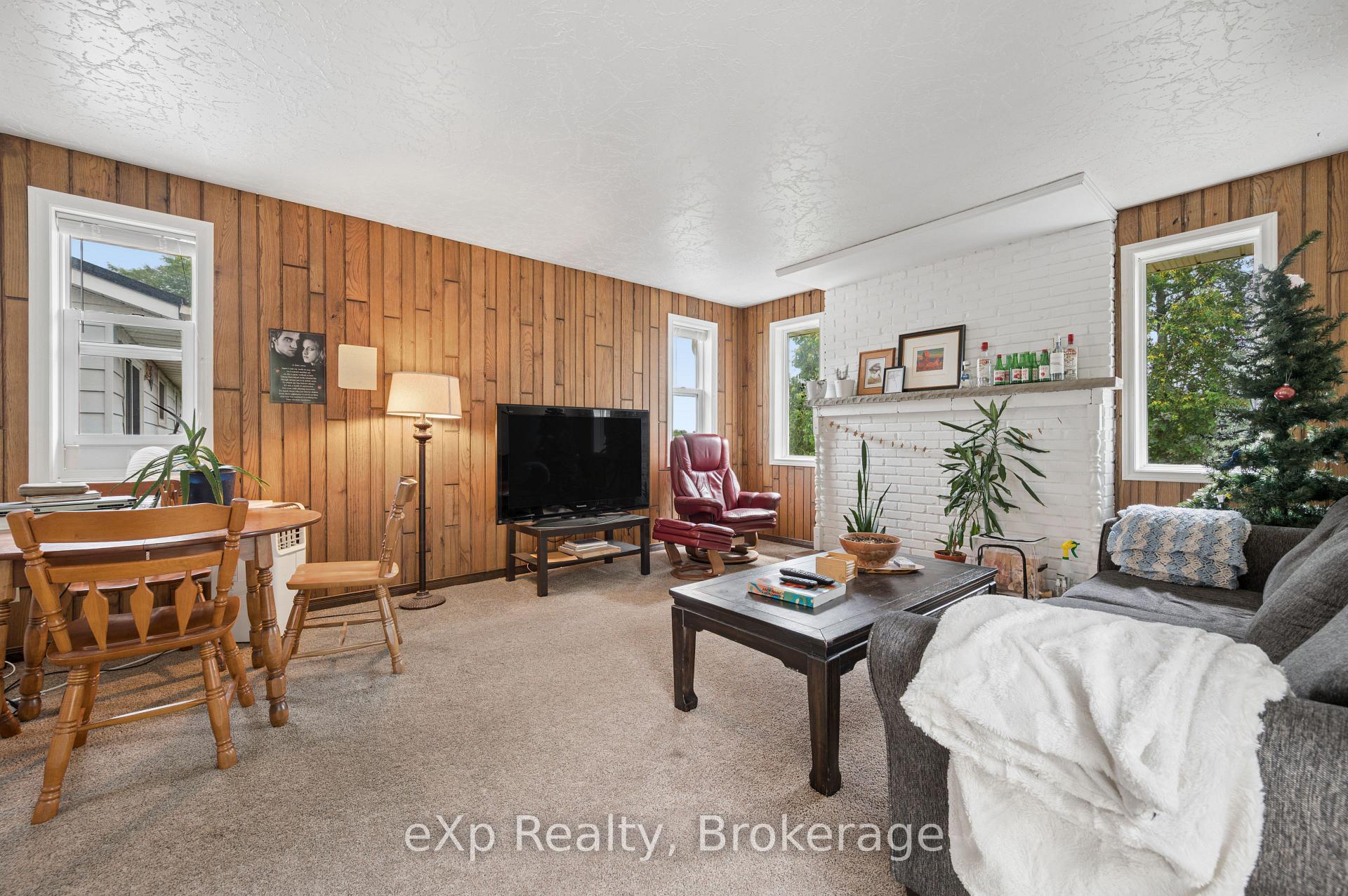 Photo 6 of 39 Keats Crescent, Guelph, Kortright West — HOMEH