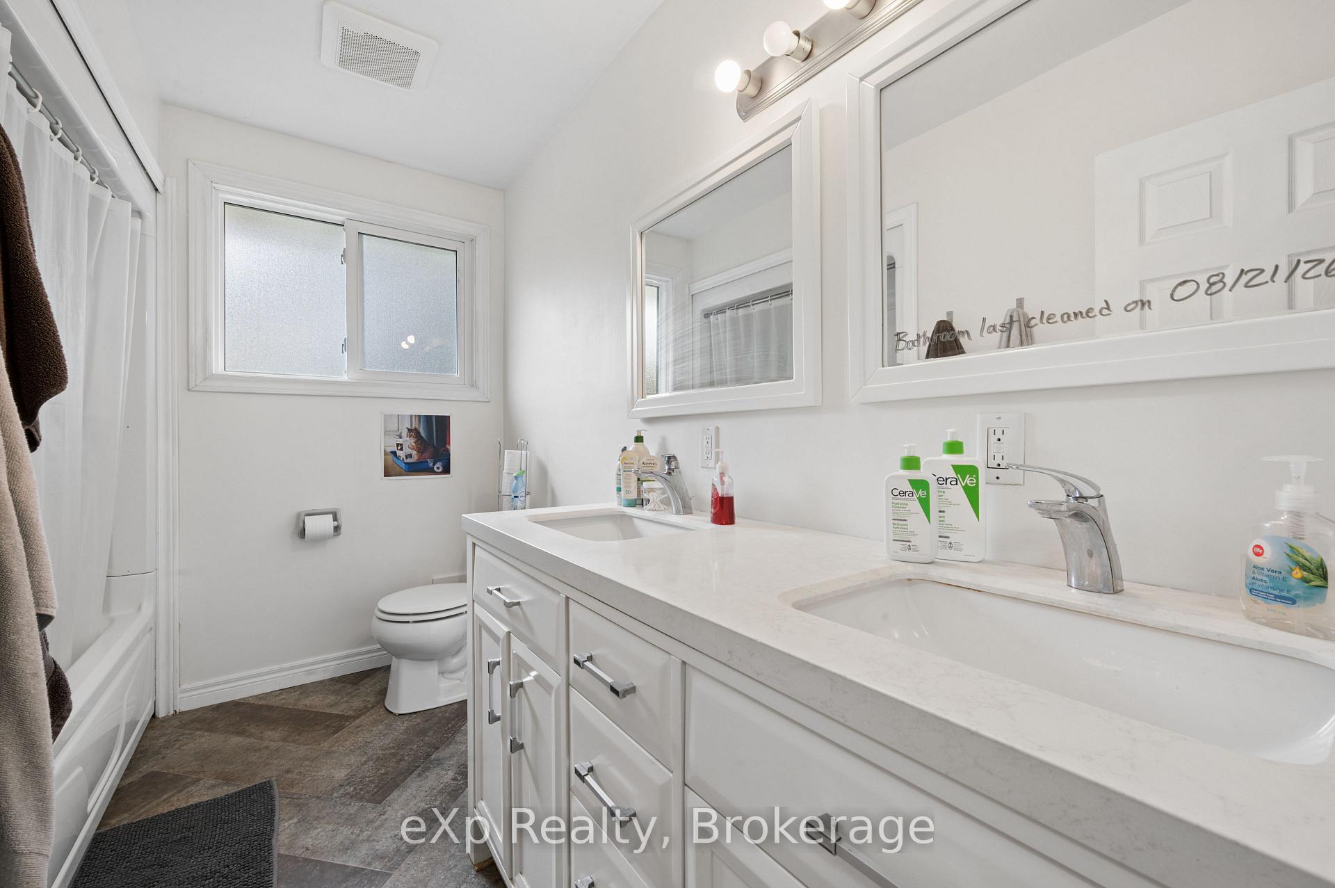 Photo 17 of 39 Keats Crescent, Guelph, Kortright West — HOMEH
