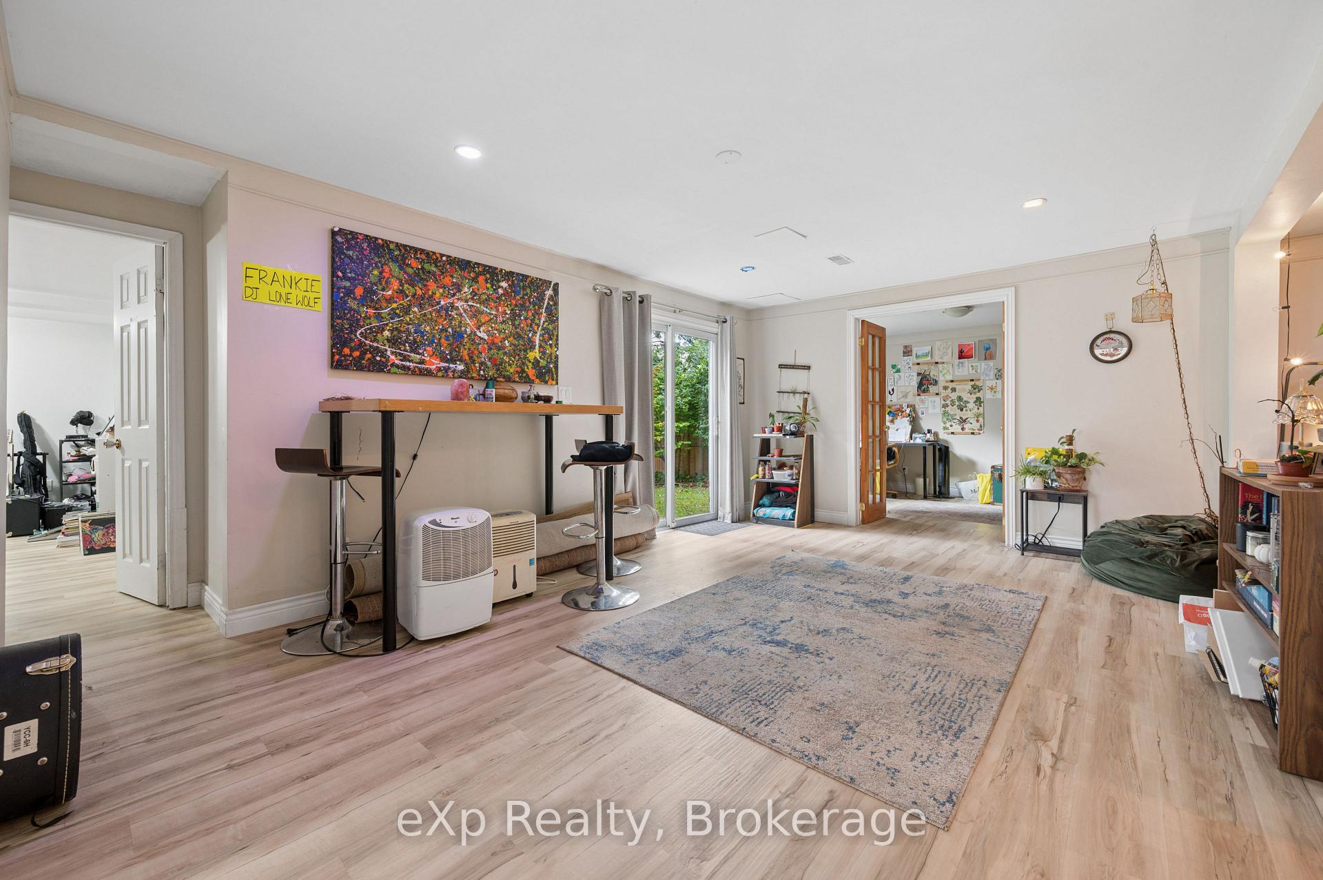 Photo 25 of 39 Keats Crescent, Guelph, Kortright West — HOMEH