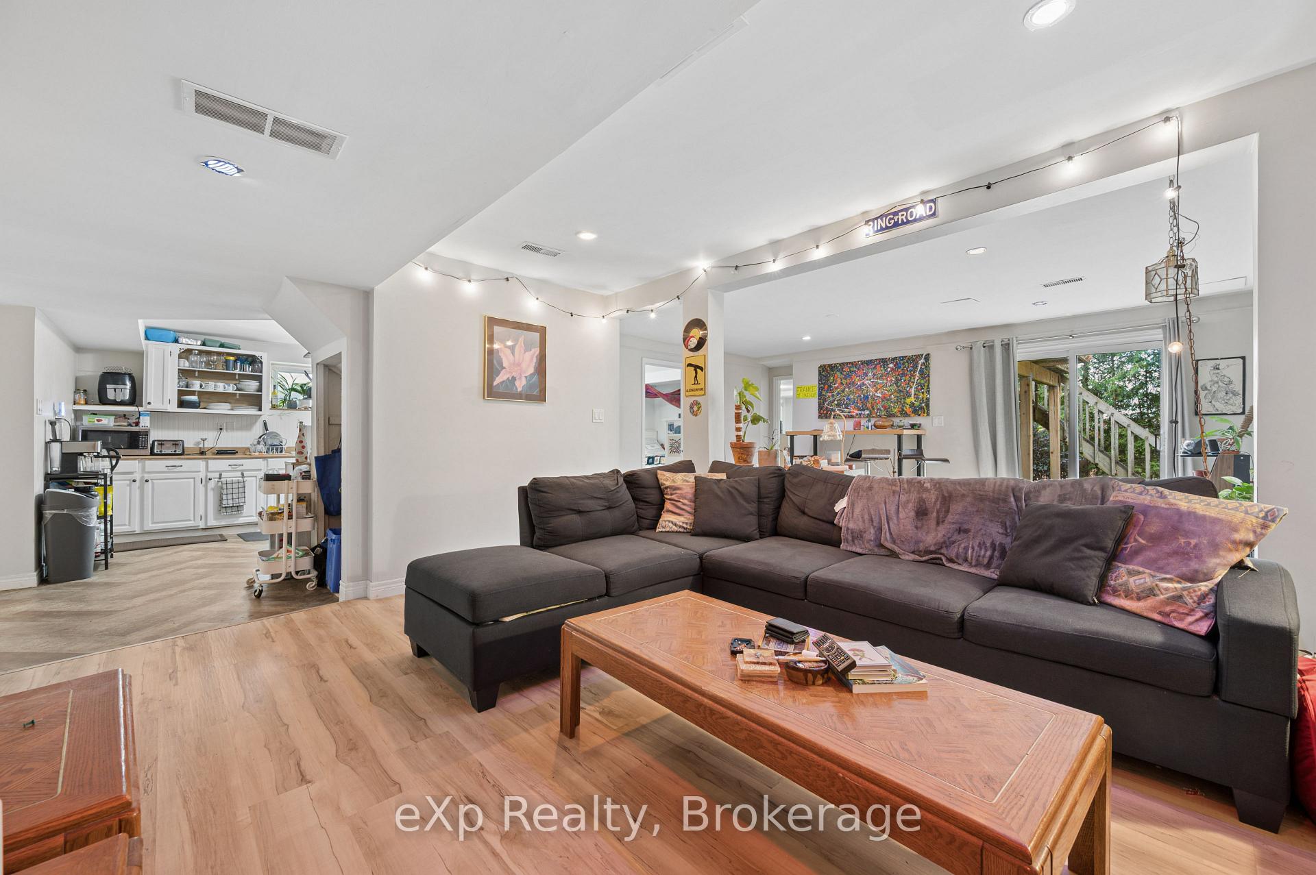 Photo 28 of 39 Keats Crescent, Guelph, Kortright West — HOMEH