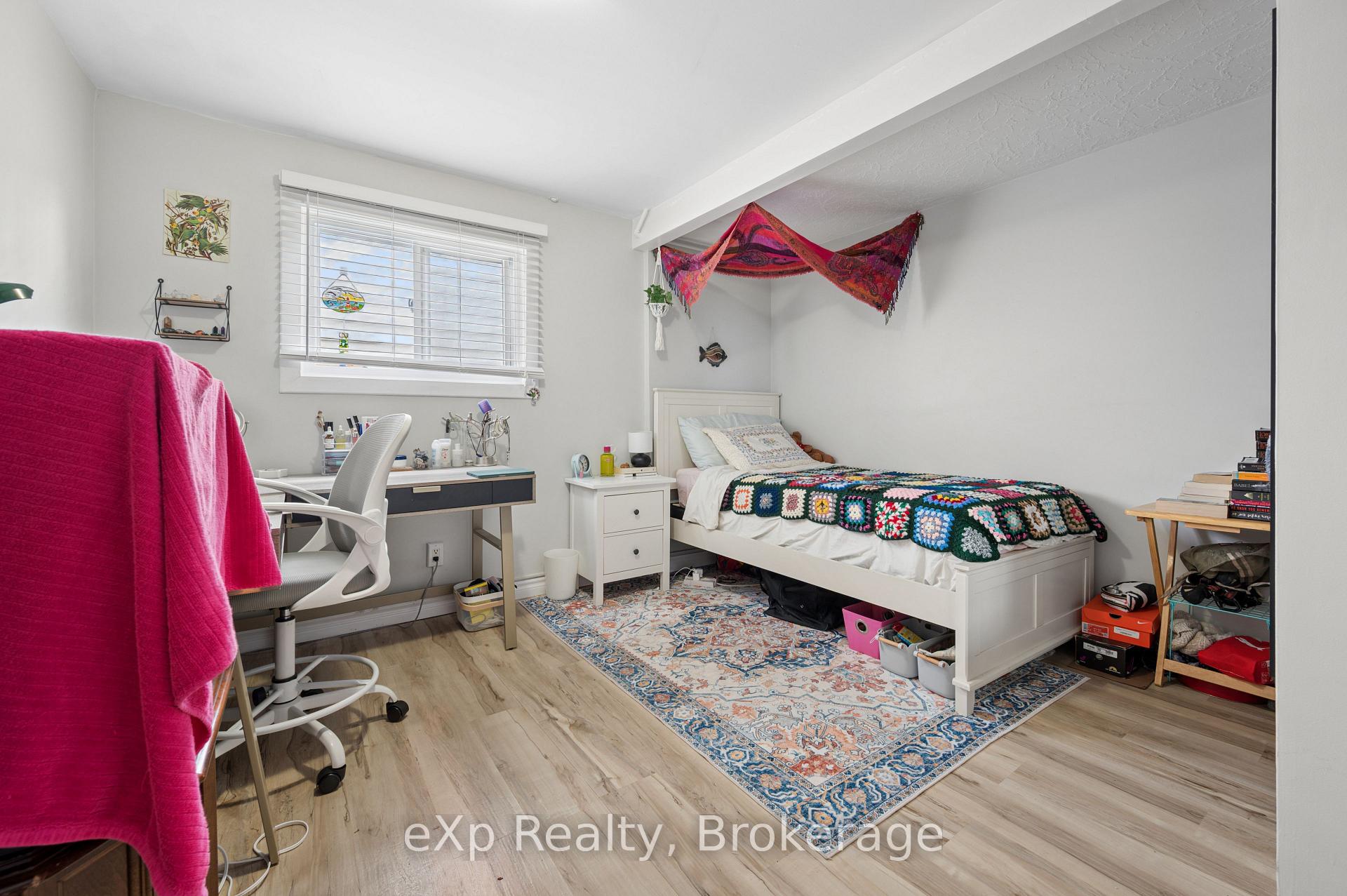 Photo 31 of 39 Keats Crescent, Guelph, Kortright West — HOMEH