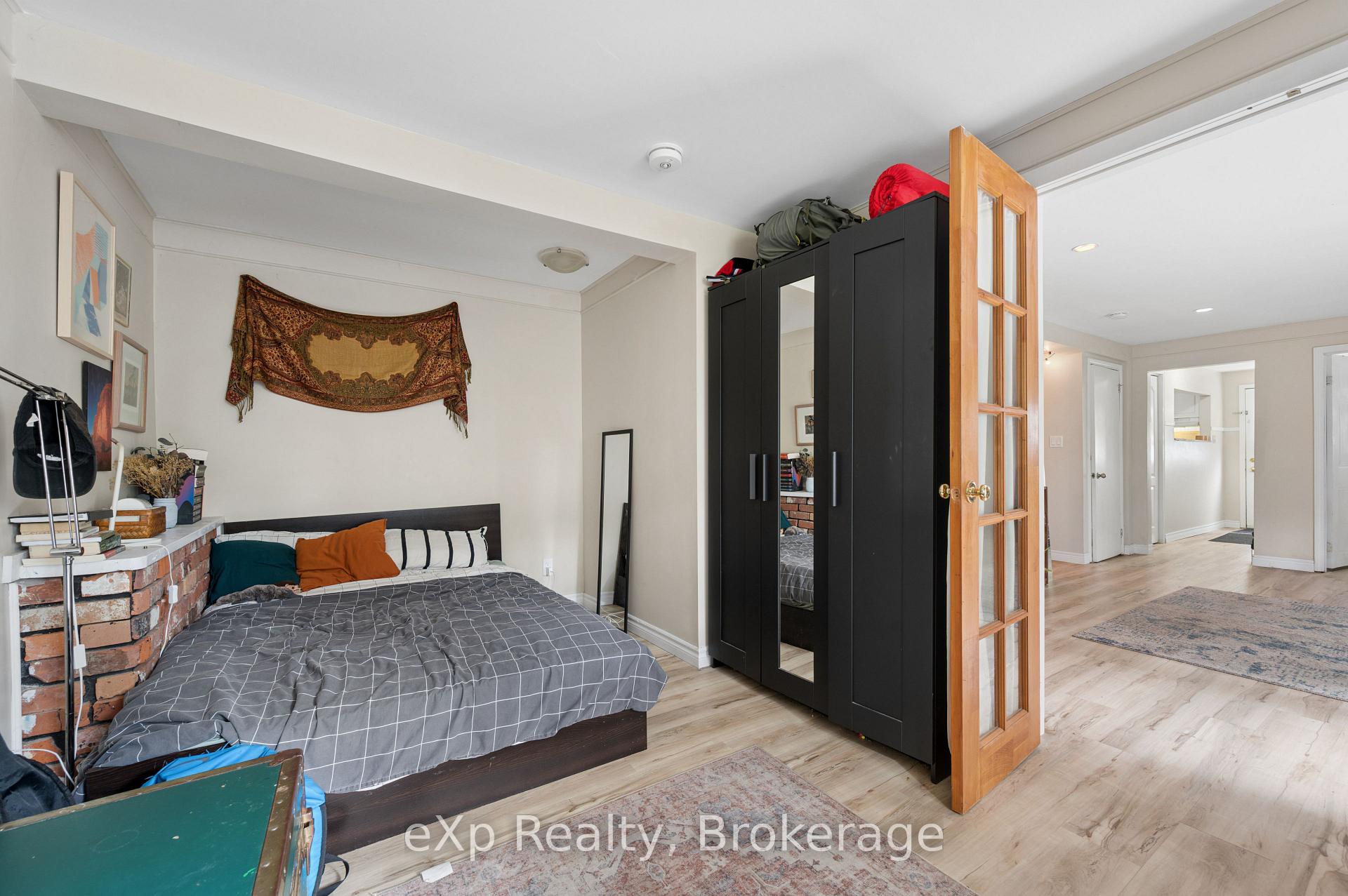 Photo 34 of 39 Keats Crescent, Guelph, Kortright West — HOMEH