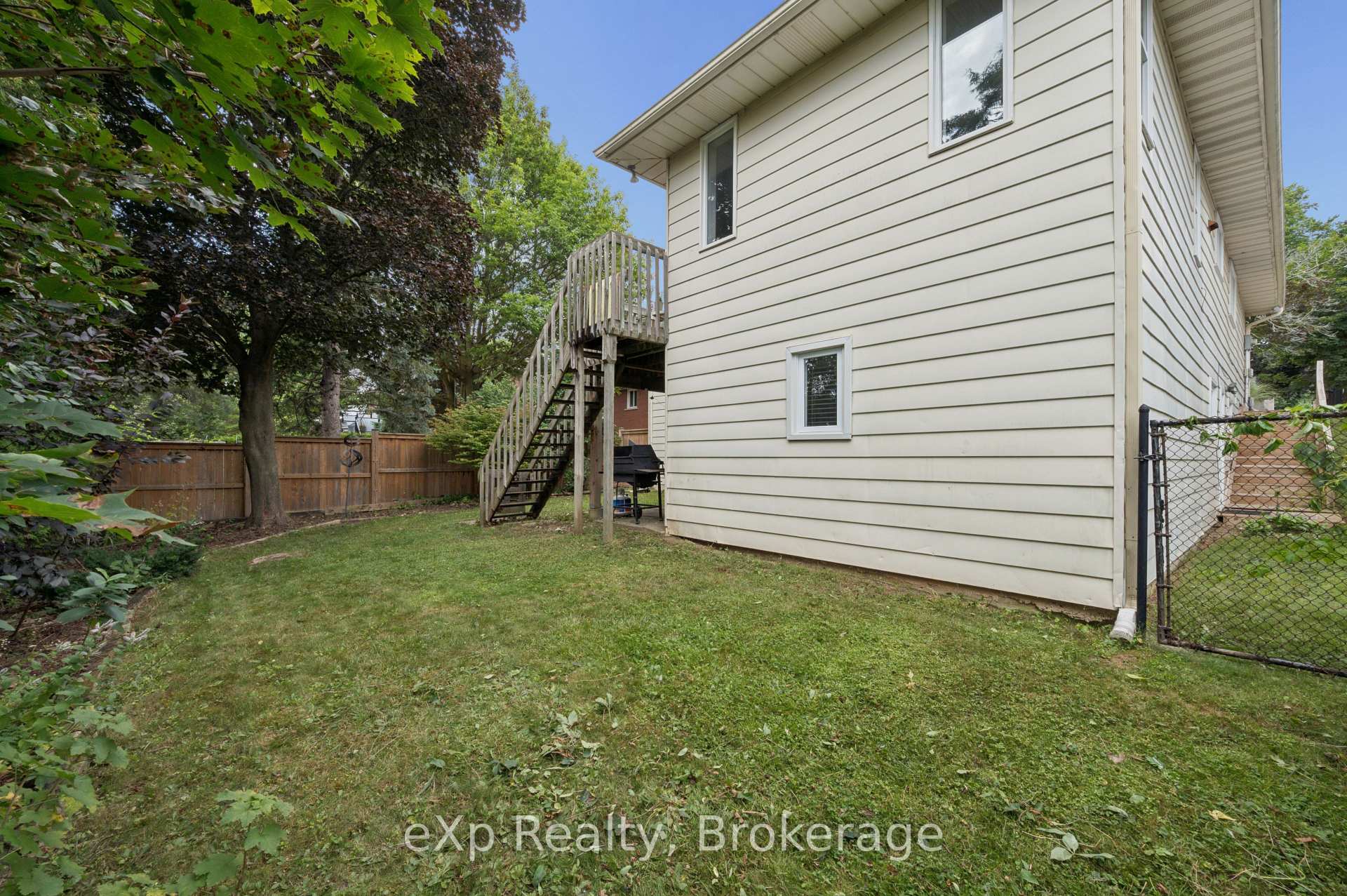 Photo 38 of 39 Keats Crescent, Guelph, Kortright West — HOMEH