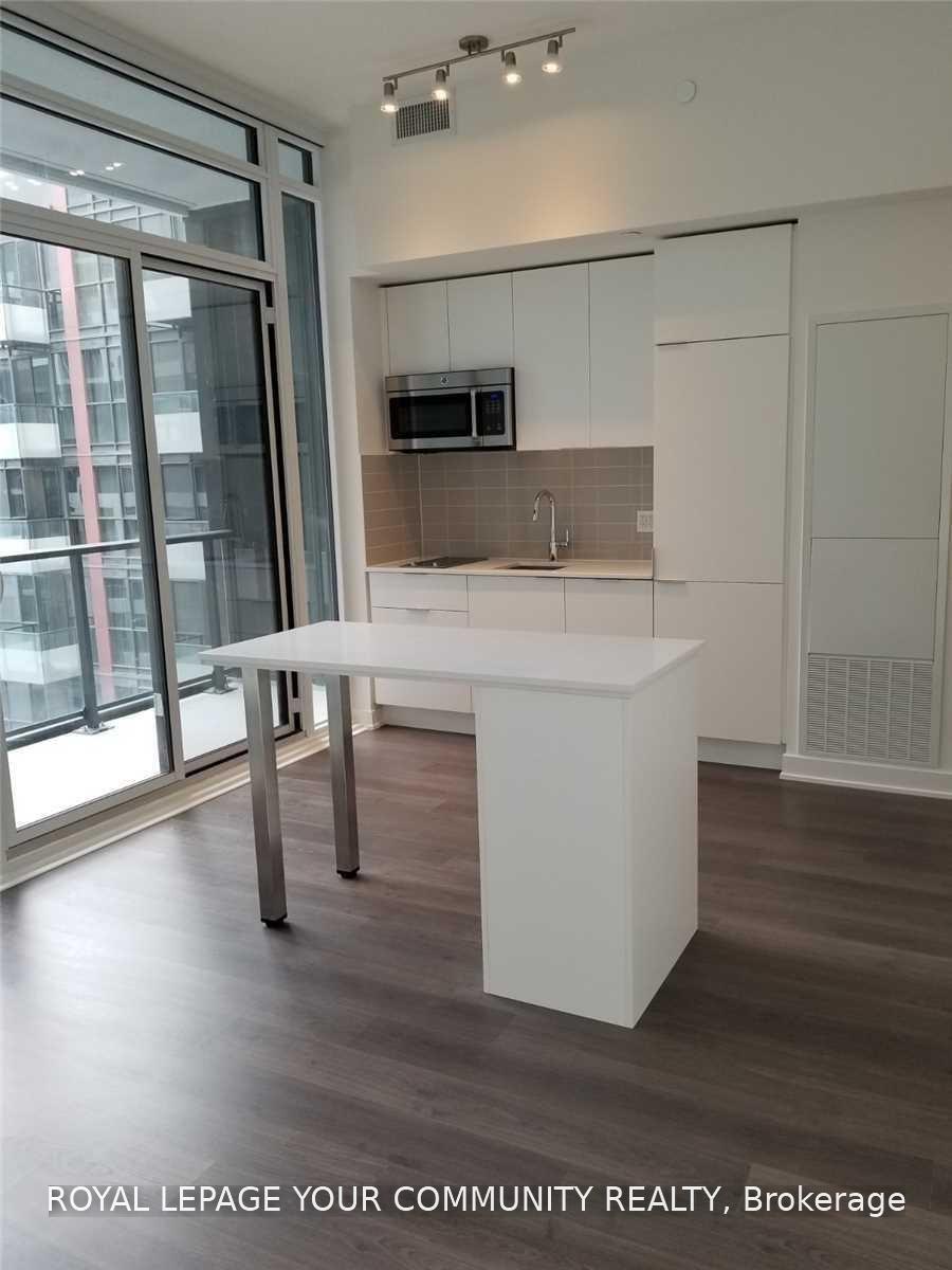 Photo 10 of Unit 801E, 576 Front Street W, Toronto, Waterfront Communities — HOMEH