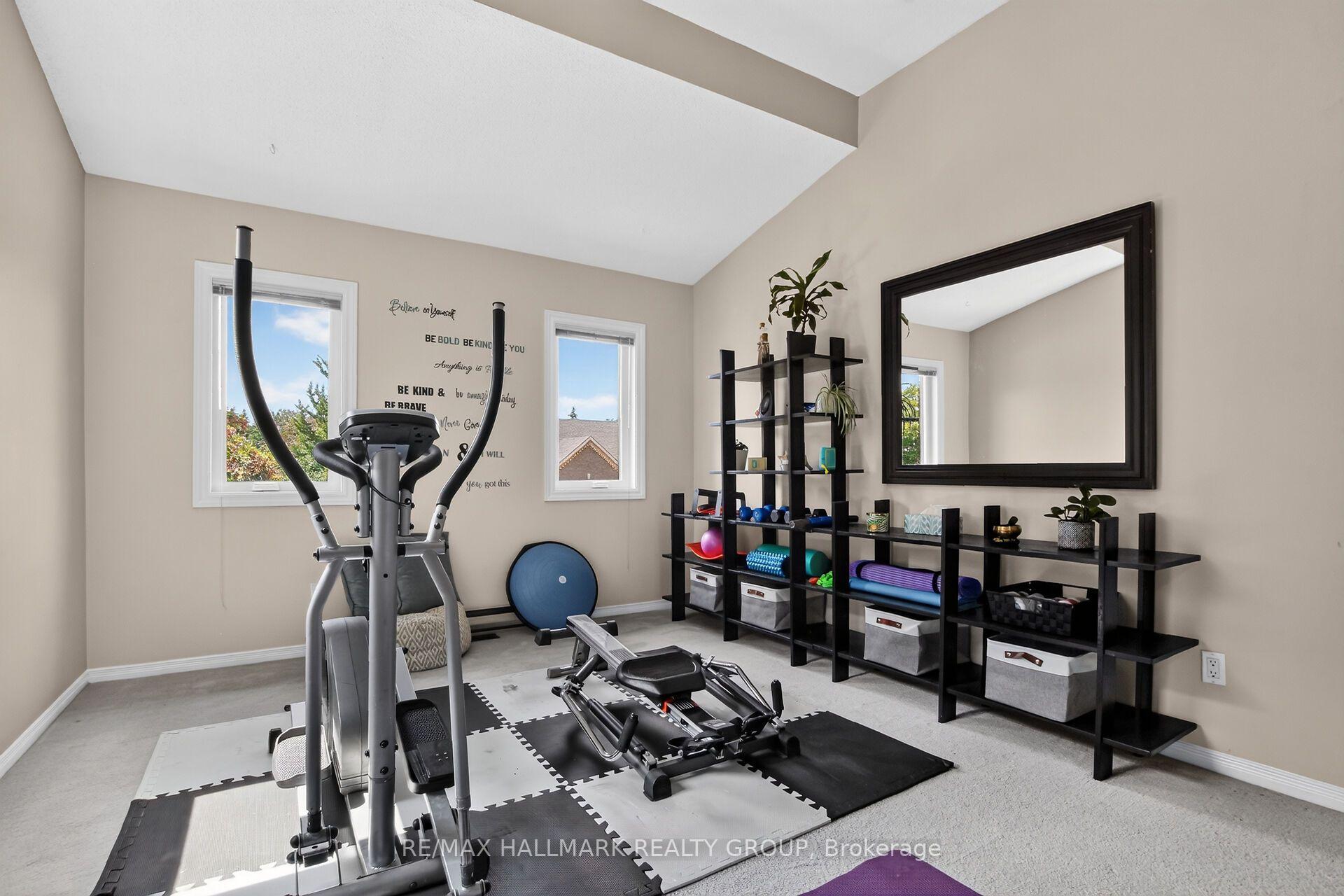 Photo 17 of 19 Windeyer Crescent, Ottawa, Kanata - Kanata Lakes/Heritage Hills — HOMEH