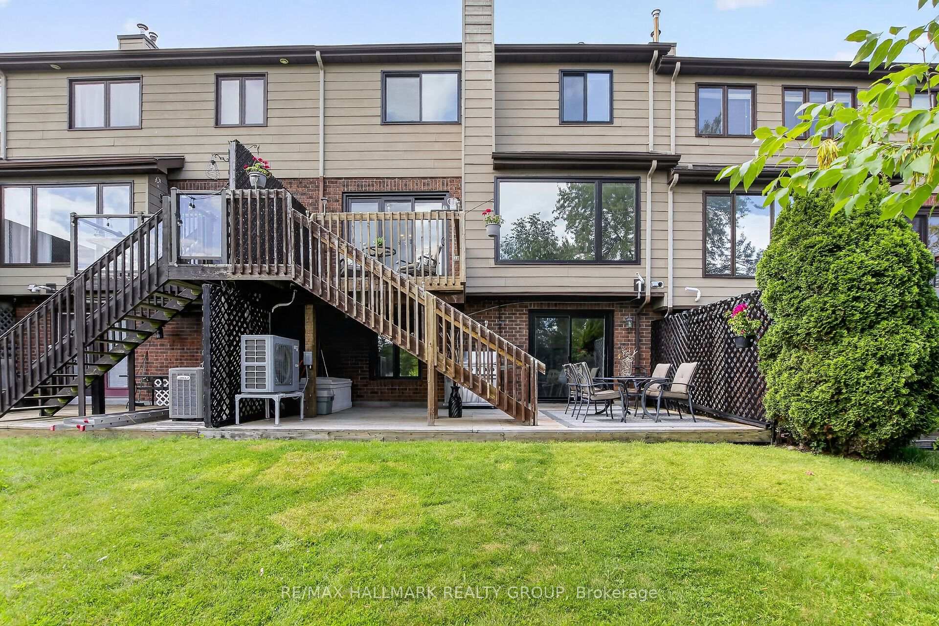 Photo 33 of 19 Windeyer Crescent, Ottawa, Kanata - Kanata Lakes/Heritage Hills — HOMEH