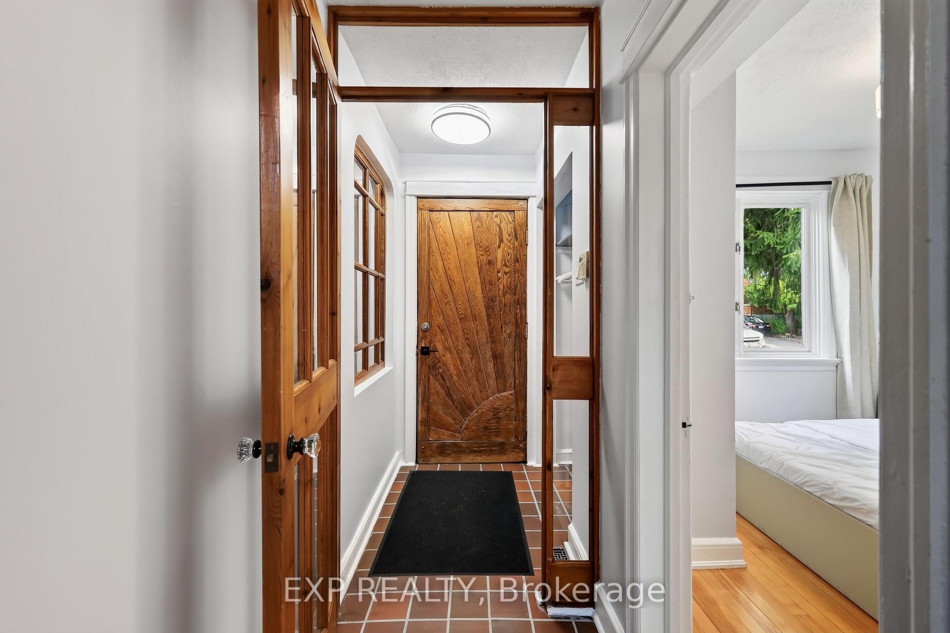 Photo 5 of 1220 Collins Avenue, Ottawa, Ridgemont — HOMEH