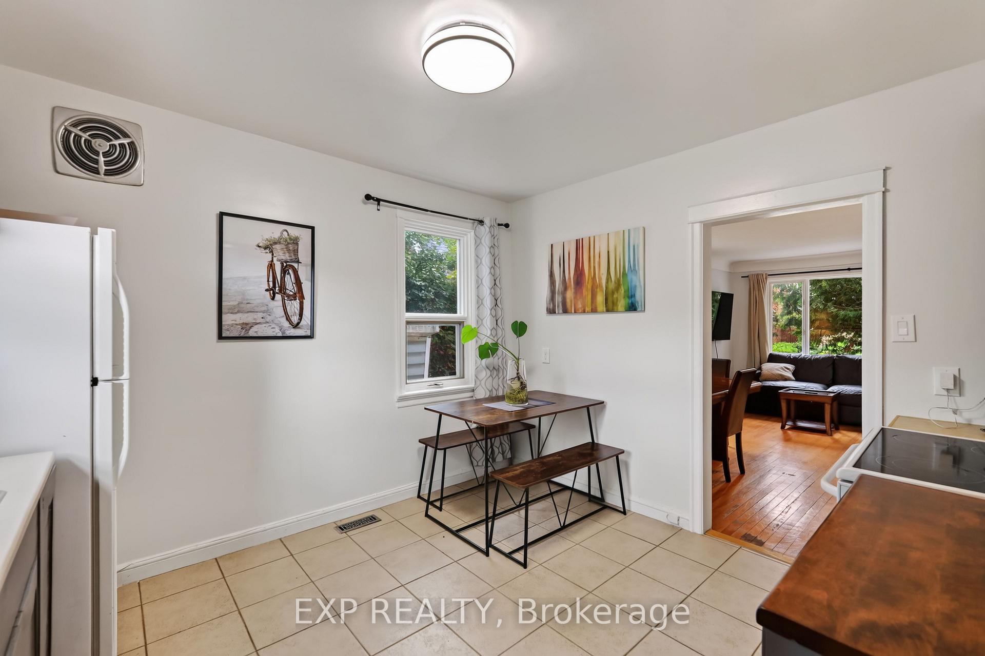 Photo 12 of 1220 Collins Avenue, Ottawa, Ridgemont — HOMEH
