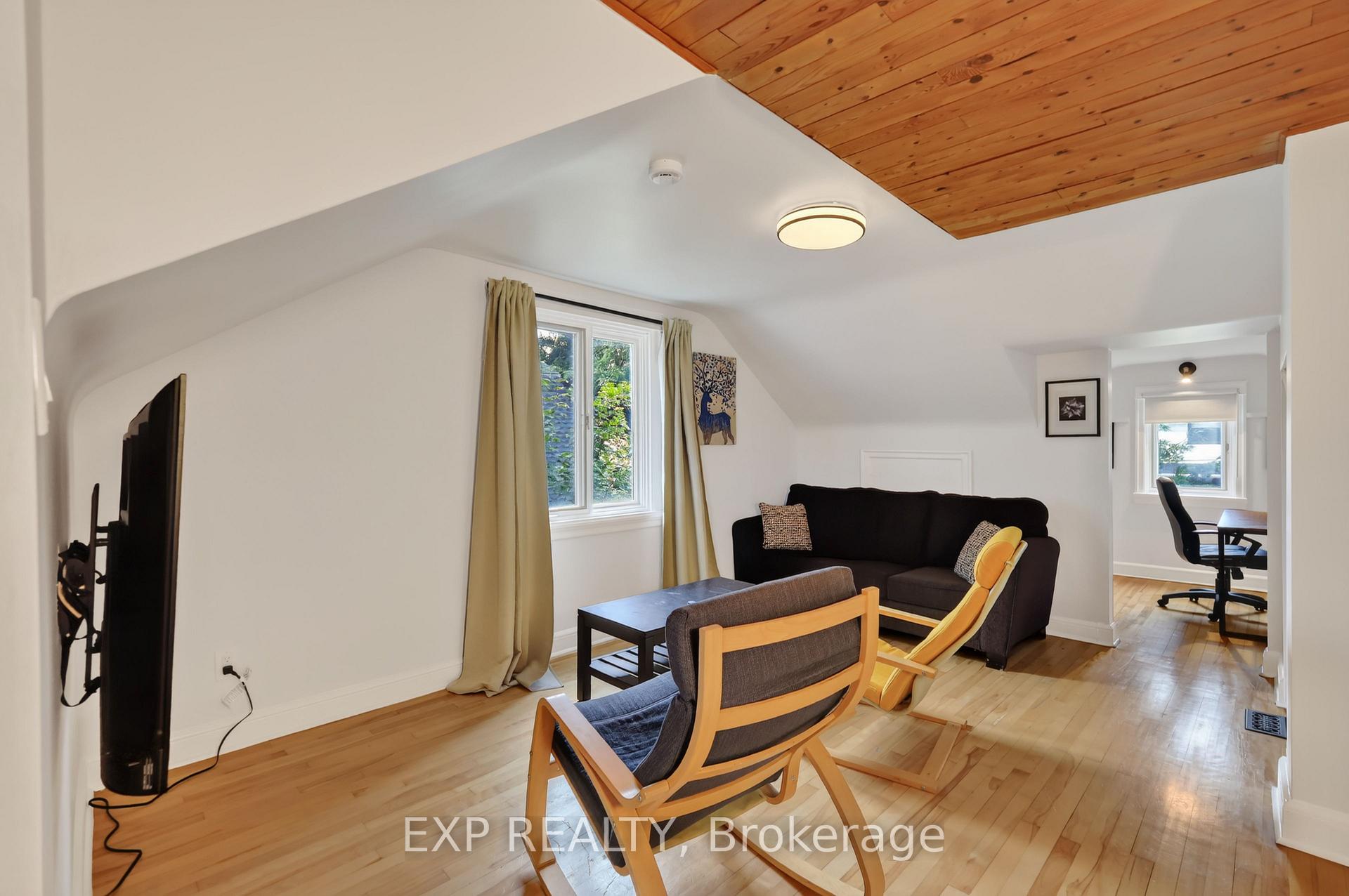 Photo 19 of 1220 Collins Avenue, Ottawa, Ridgemont — HOMEH
