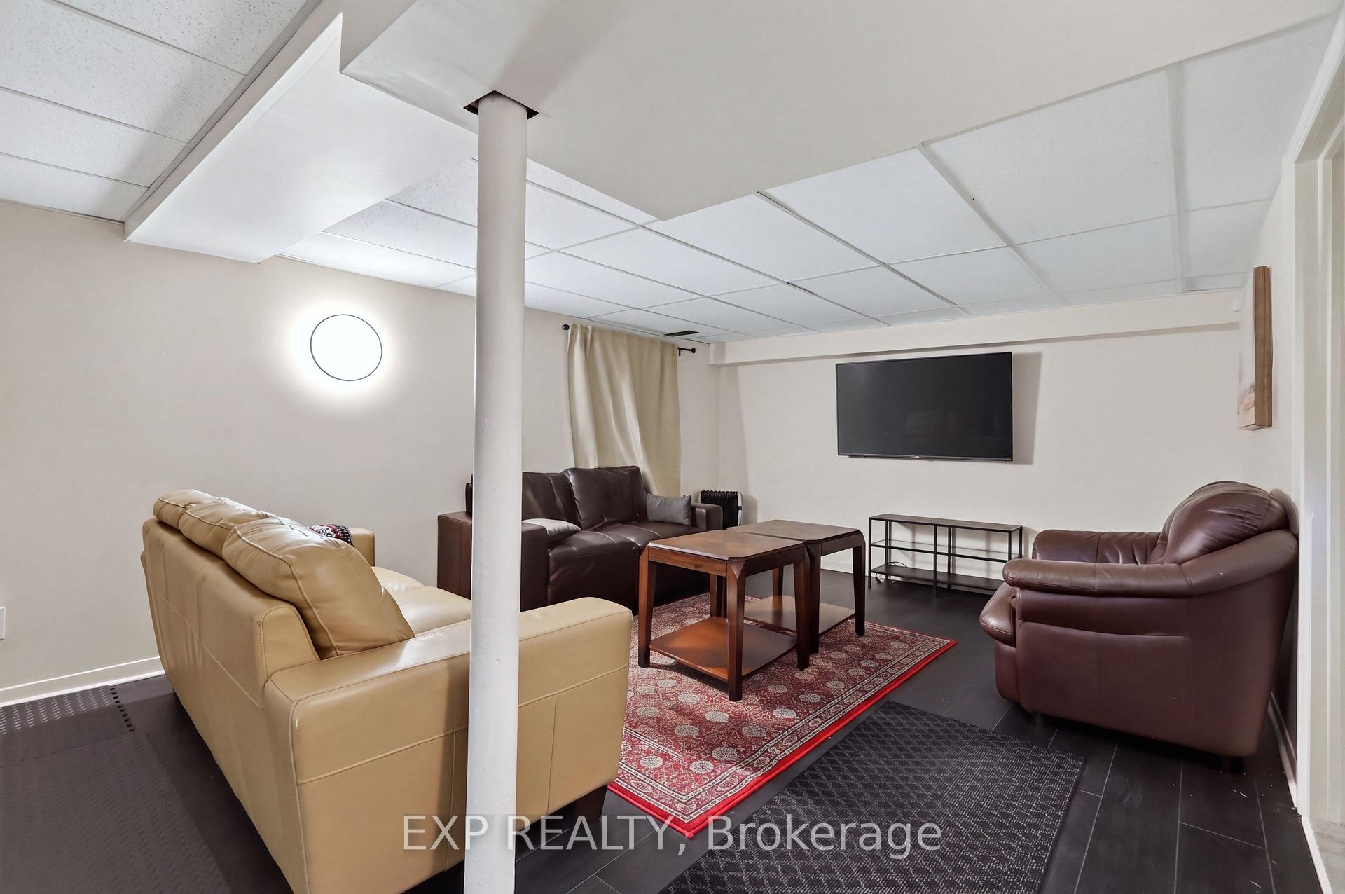 Photo 27 of 1220 Collins Avenue, Ottawa, Ridgemont — HOMEH