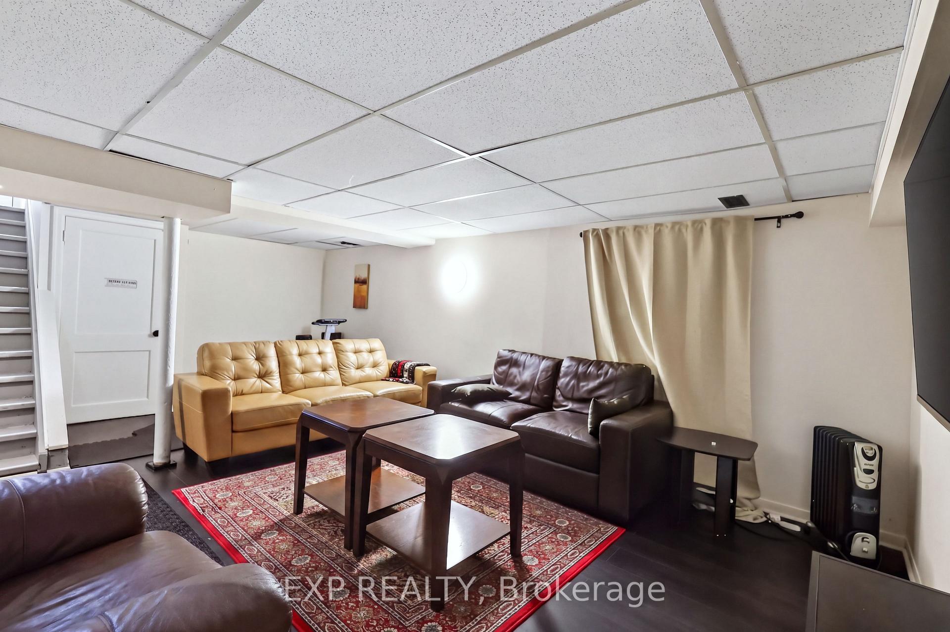 Photo 28 of 1220 Collins Avenue, Ottawa, Ridgemont — HOMEH