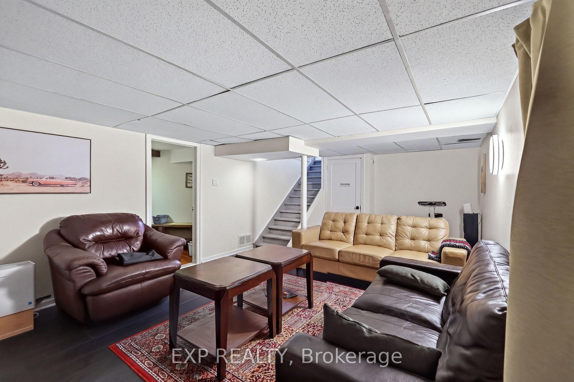 Photo 29 of 1220 Collins Avenue, Ottawa, Ridgemont — HOMEH