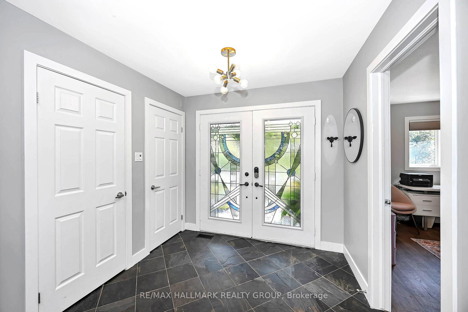 Photo 5 of 1370 River Road, Ottawa, Manotick East to Manotick Station — HOMEH
