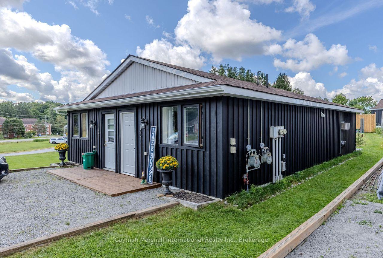 Photo 2 of 156/158 Park Road, Bracebridge, Macaulay — HOMEH
