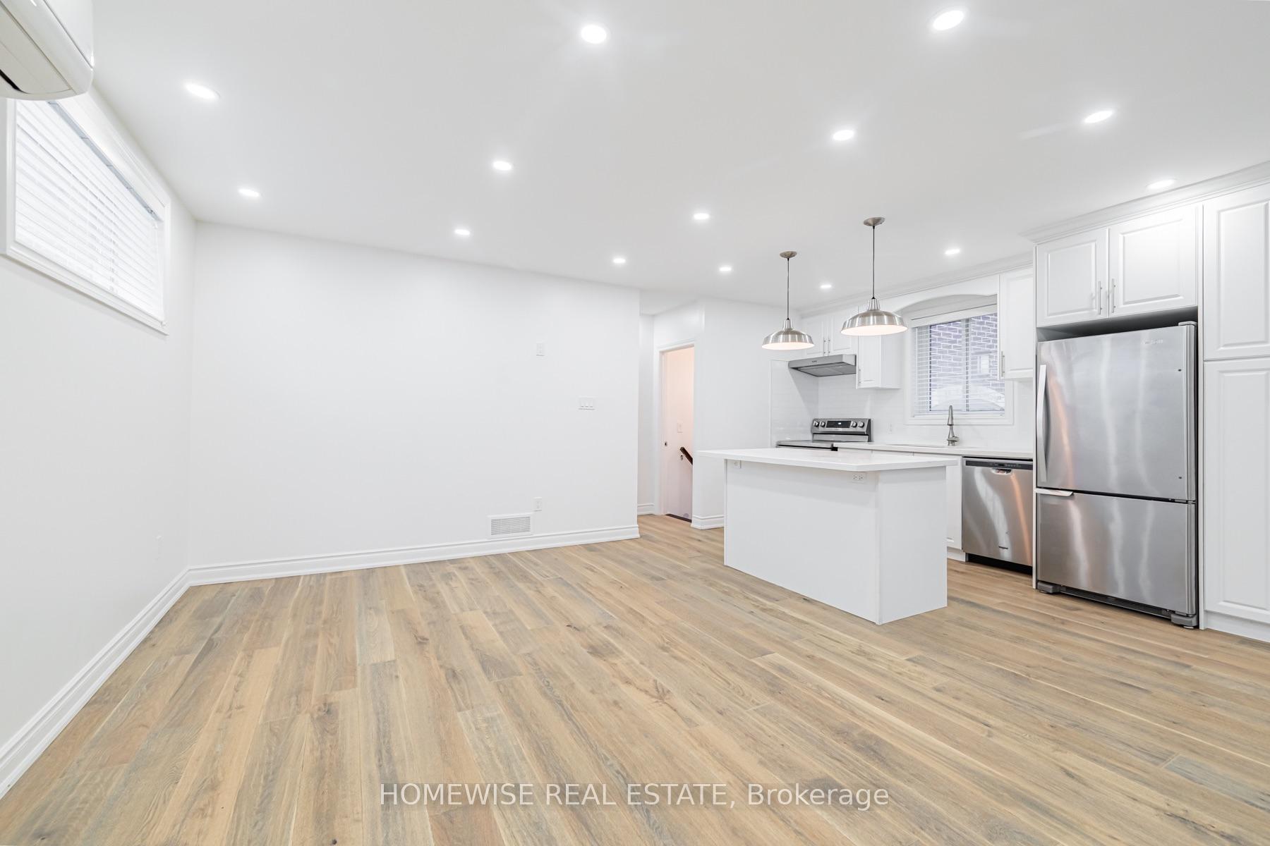 Photo 9 of 86 Fairleigh Crescent, Toronto, Forest Hill North — HOMEH