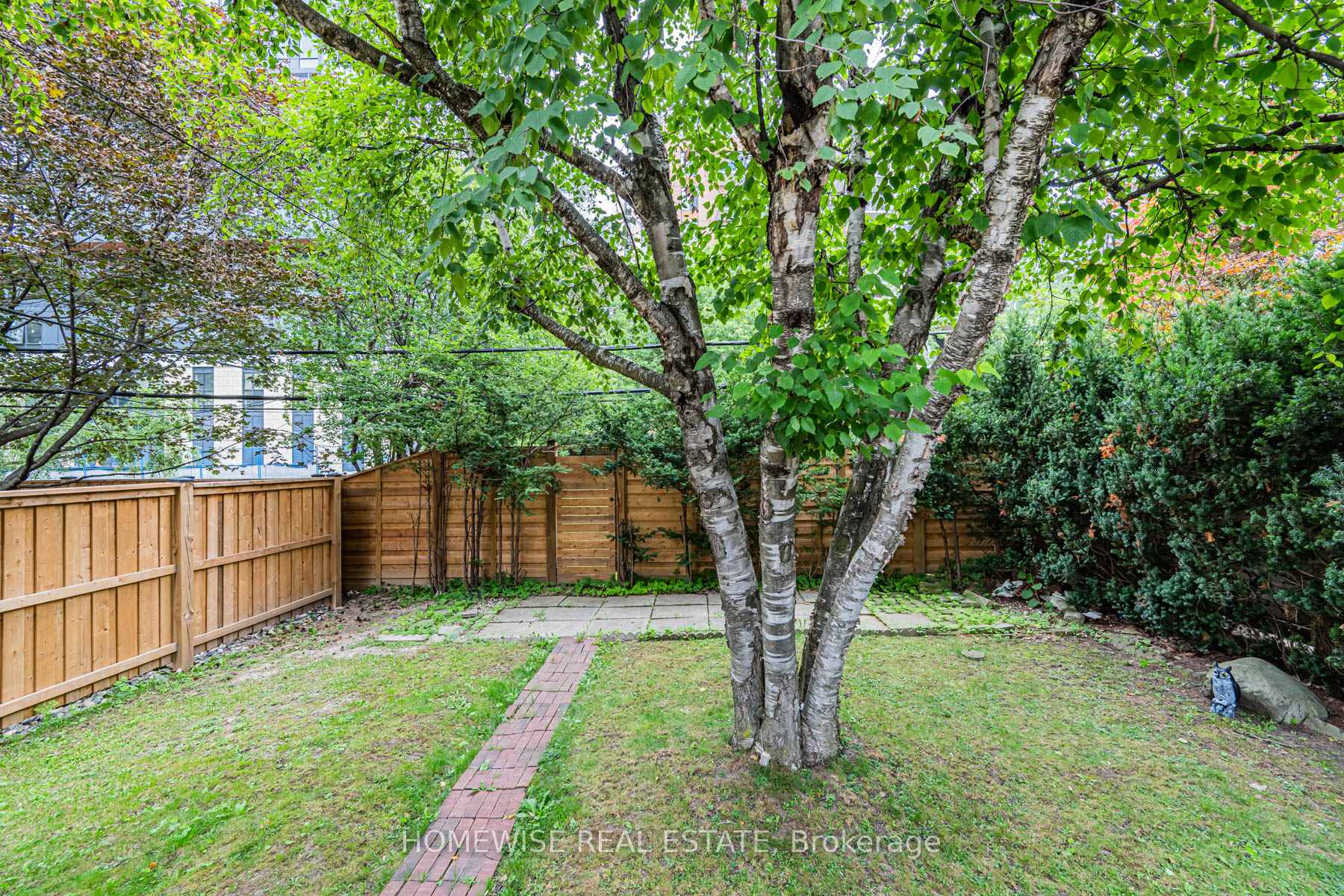 Photo 31 of 86 Fairleigh Crescent, Toronto, Forest Hill North — HOMEH