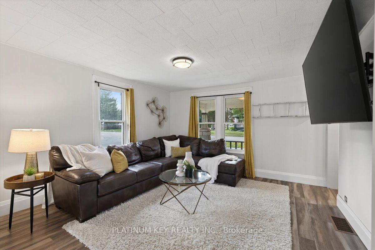 Photo 7 of 8624 Glendon Drive, Strathroy-Caradoc, Mount Brydges — HOMEH