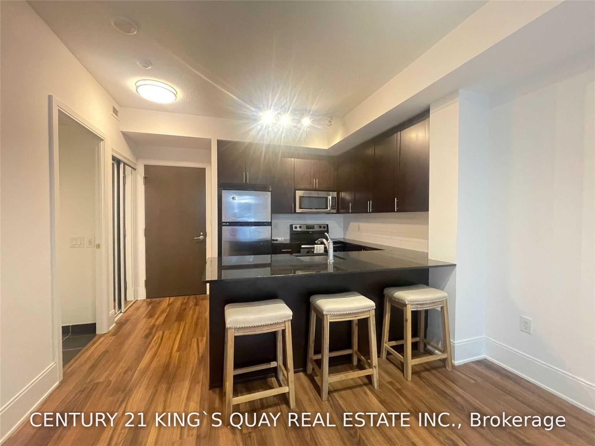 Photo 5 of Unit 804, 560 Front Street W, Toronto, Waterfront Communities — HOMEH